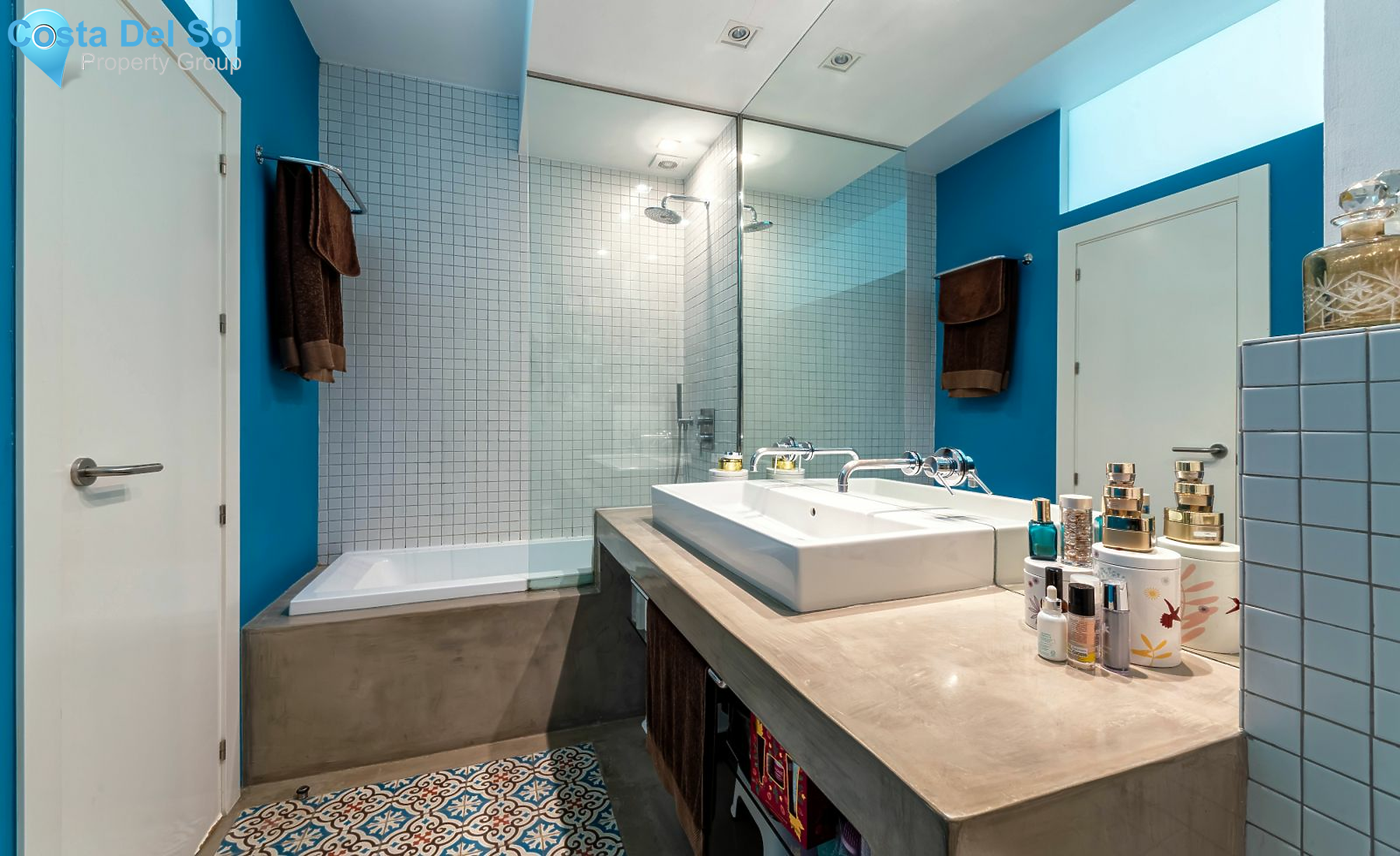 Ground Floor Apartment in Nueva Andalucía-1135906