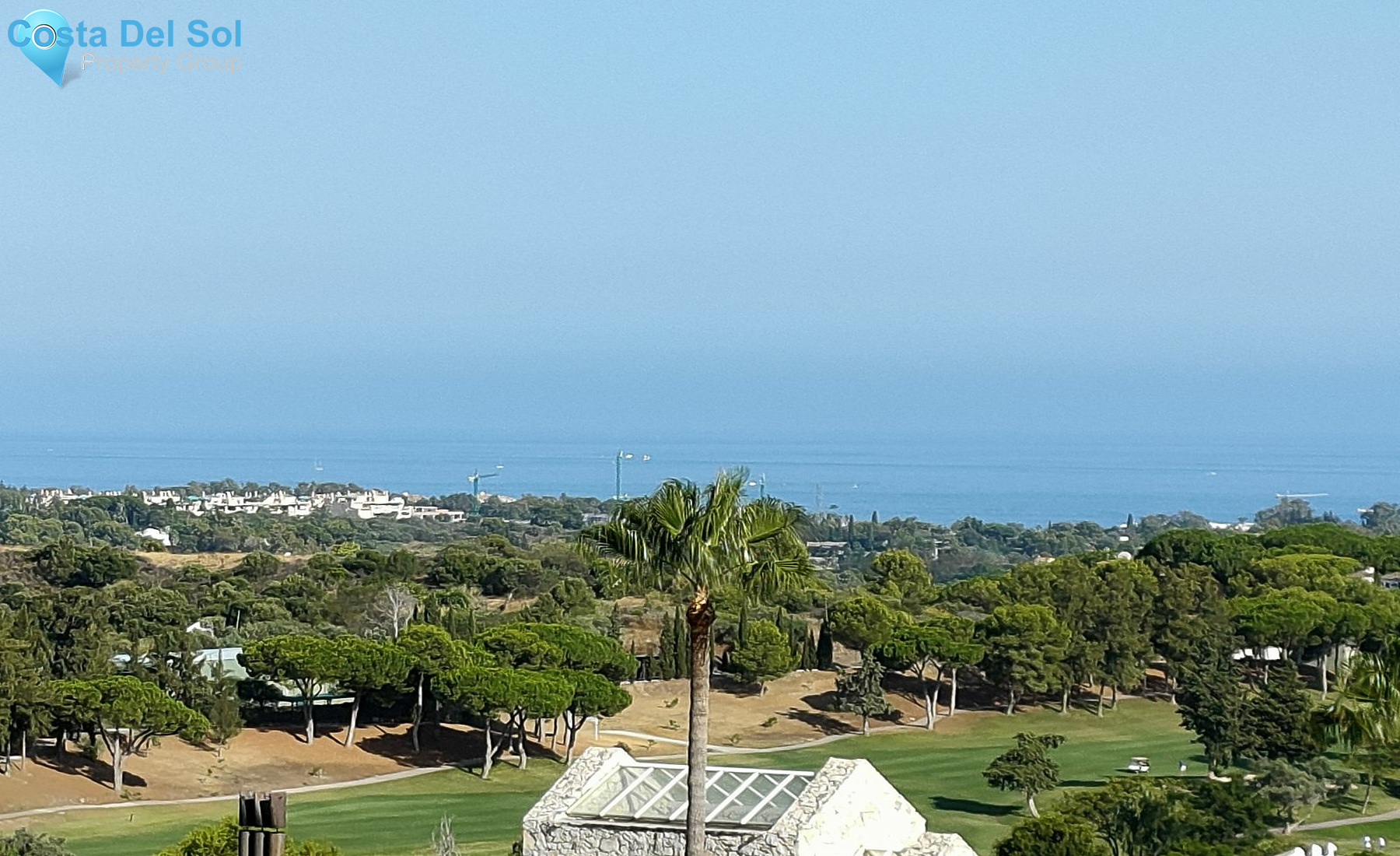 Townhouse in Nueva Andalucía-1140112