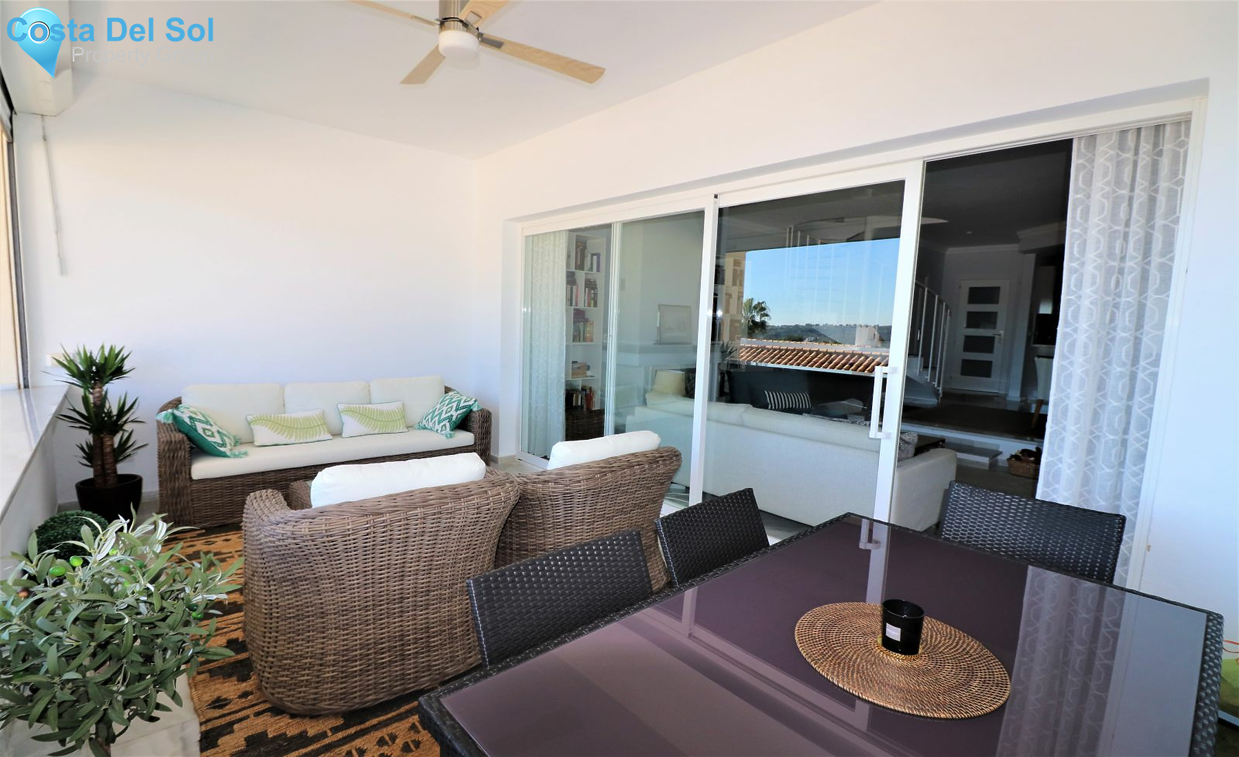 Townhouse in Nueva Andalucía-1140117