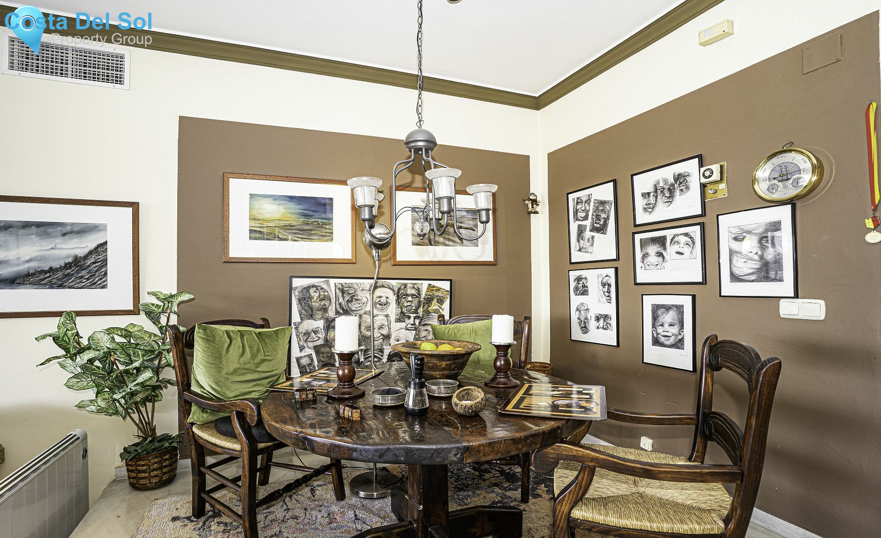 Townhouse in Nueva Andalucía-1145092