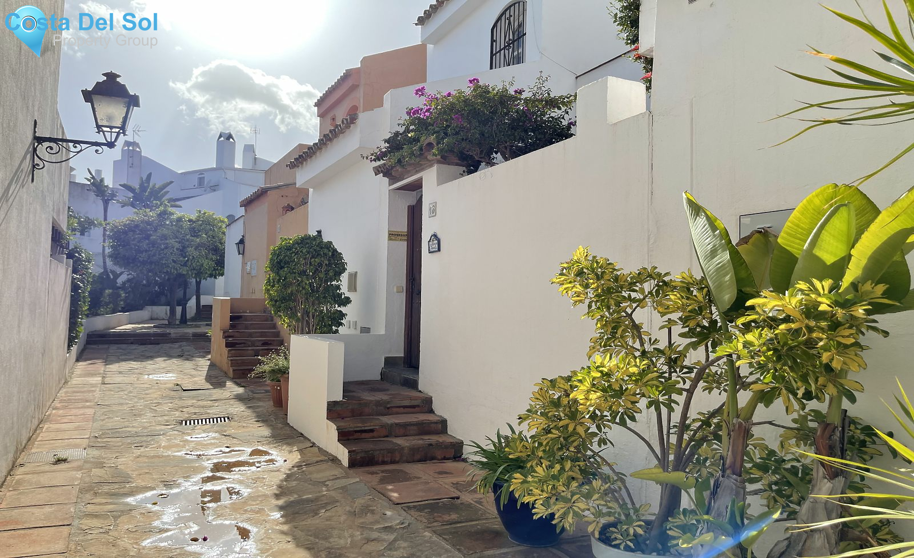 Townhouse in Nueva Andalucía-1159981