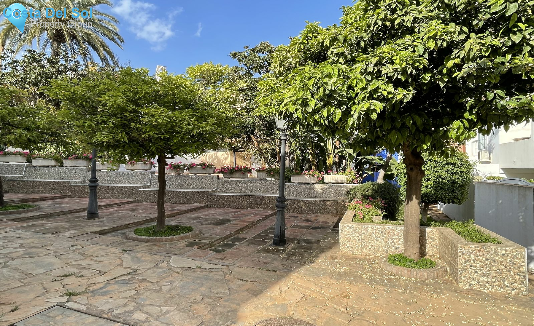 Townhouse in Nueva Andalucía-1159975