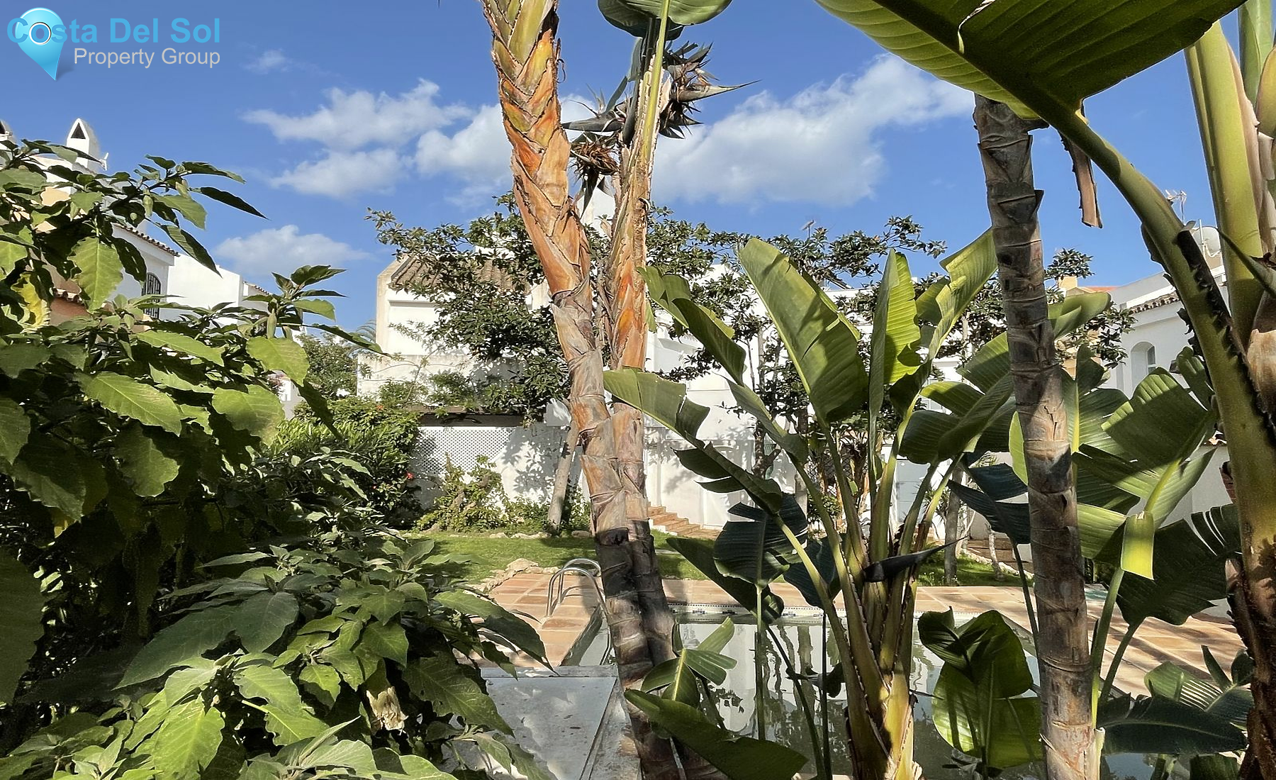 Townhouse in Nueva Andalucía-1159977