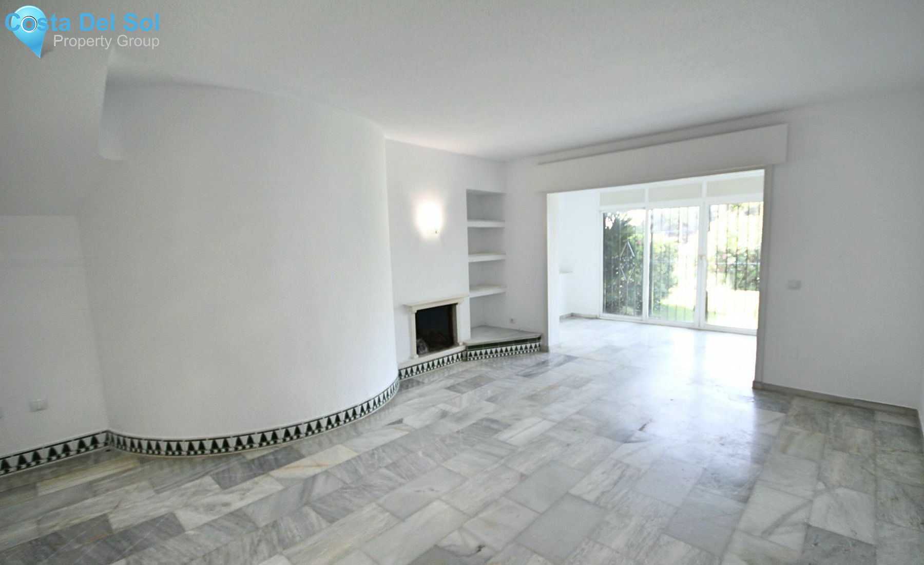 Townhouse in Riviera del Sol-1155847