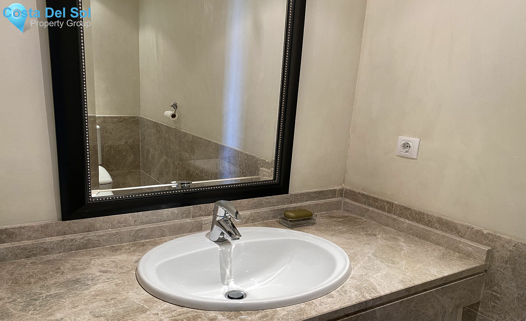 Townhouse in Santa Clara-1174860