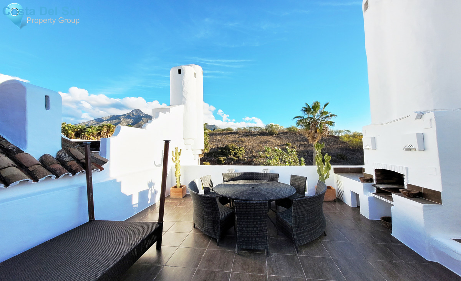 Townhouse in The Golden Mile-1329580