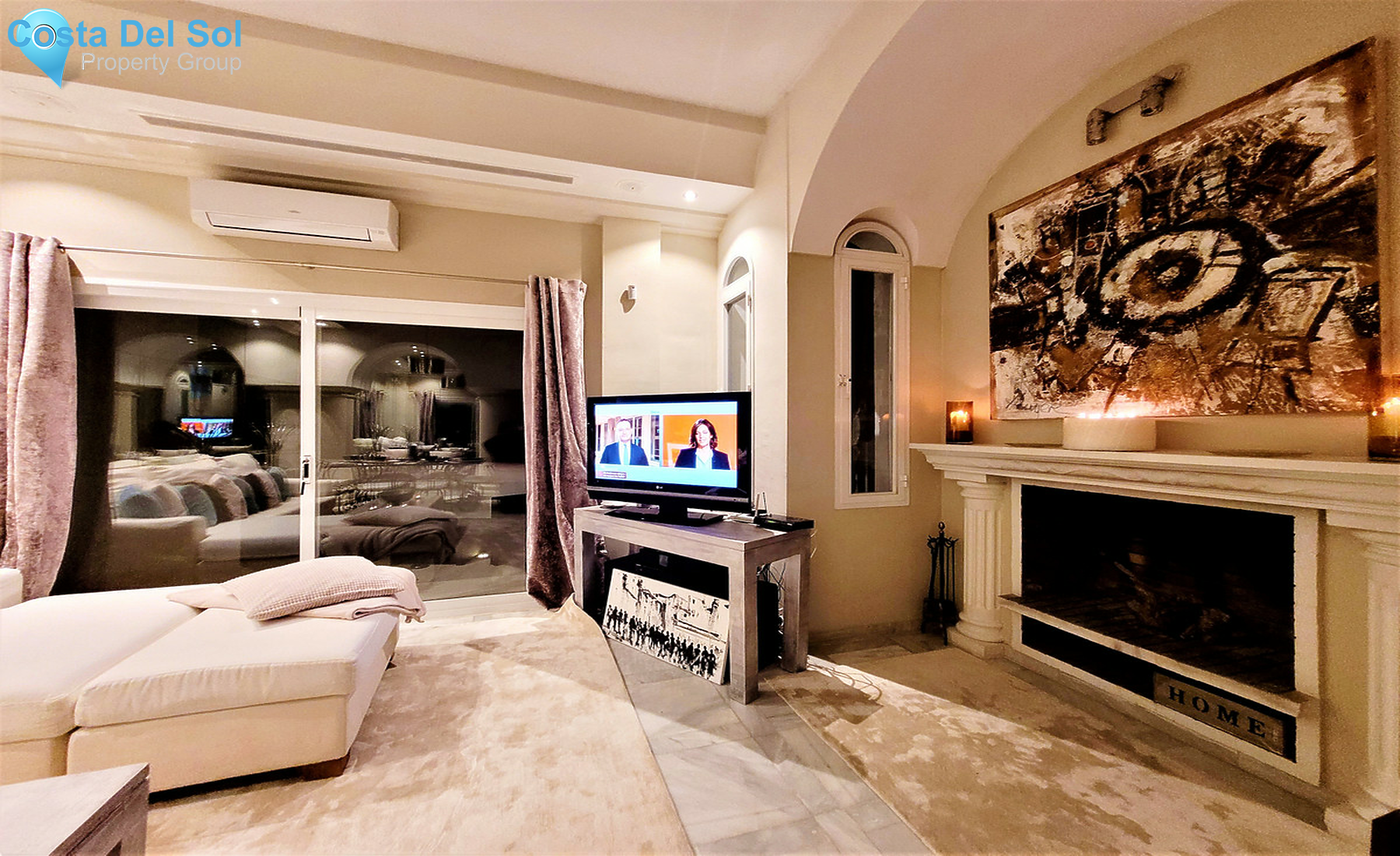 Townhouse in The Golden Mile-1329567