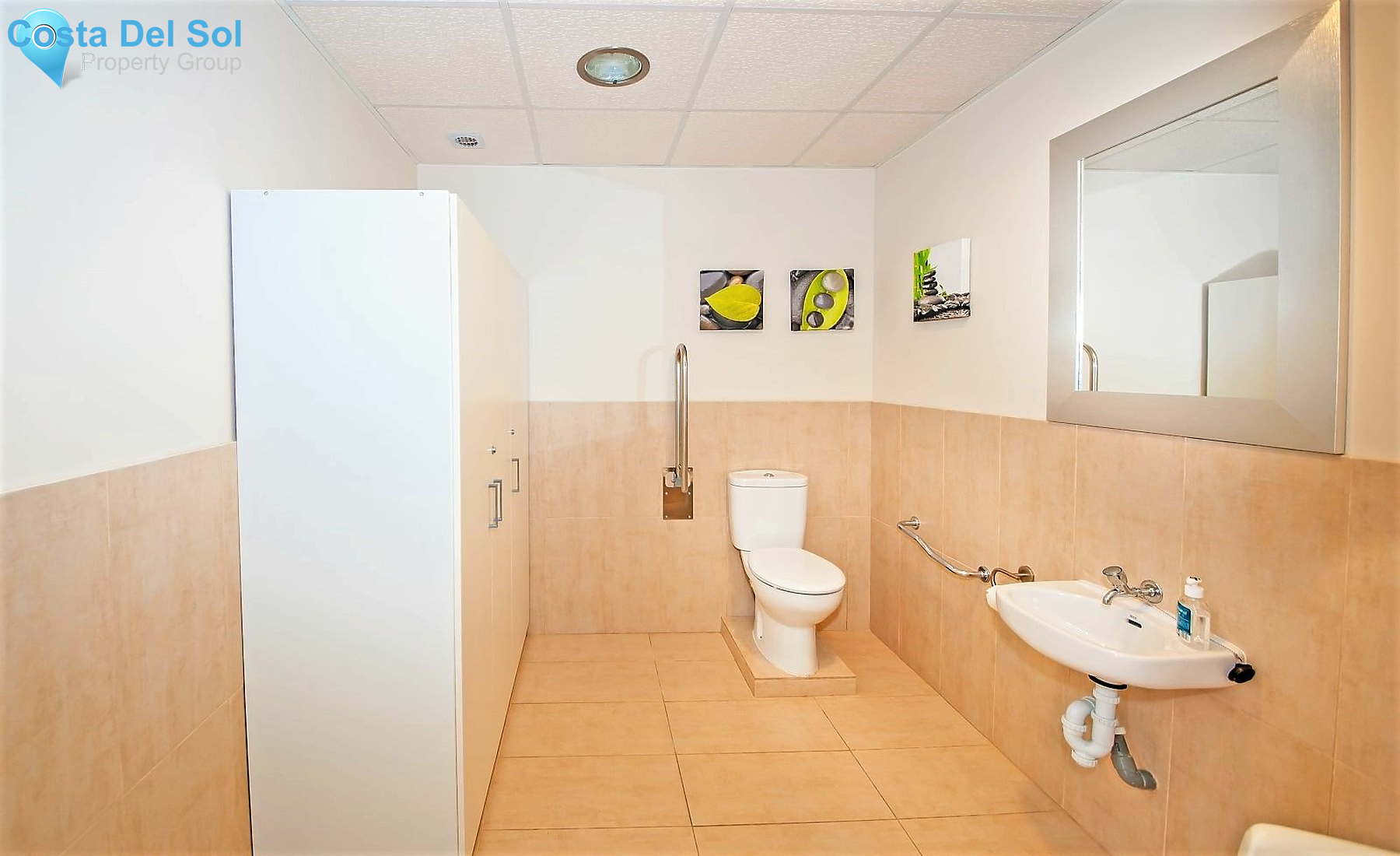 Commercial Premises in Benalmadena Costa-1417843