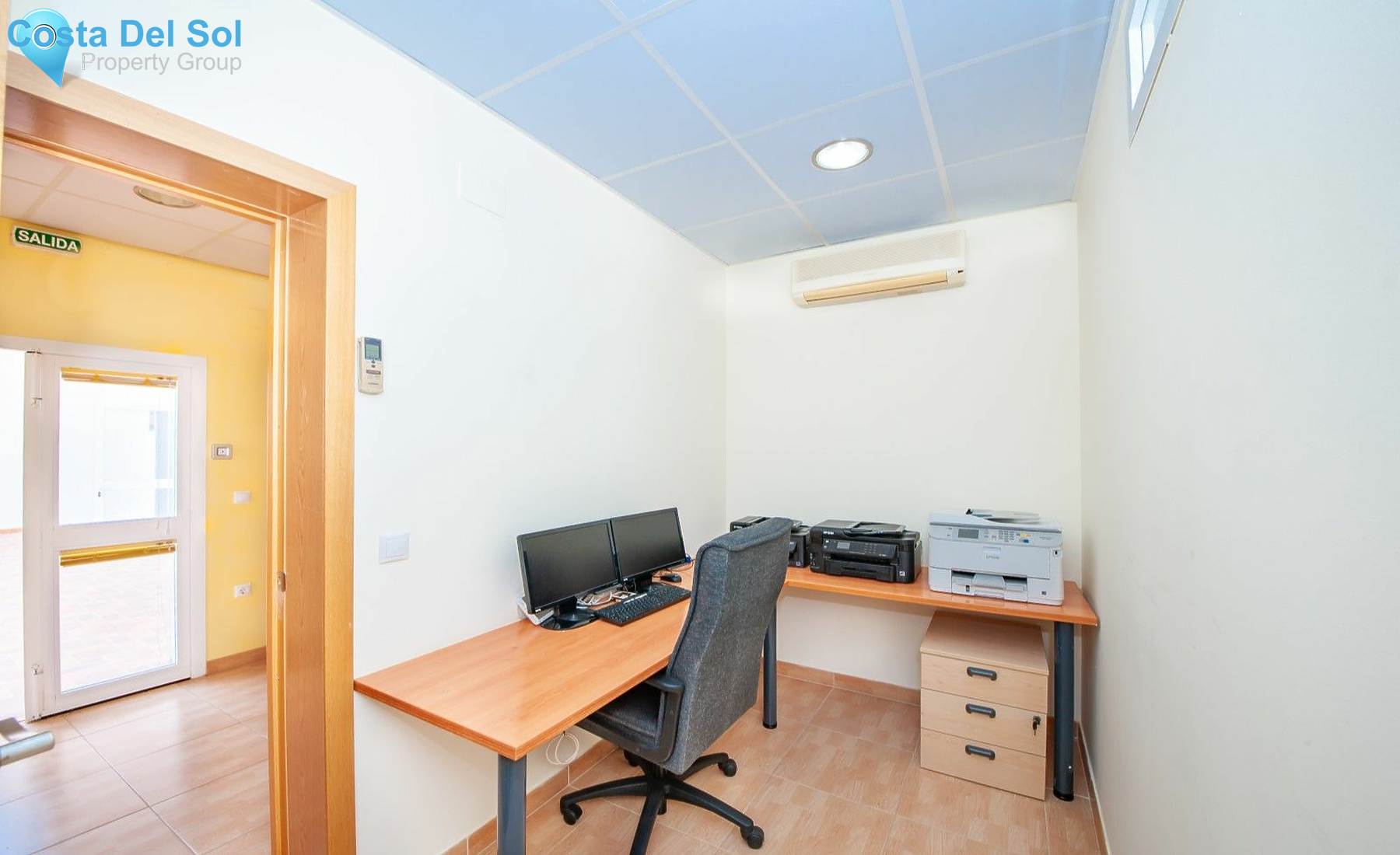 Commercial Premises in Benalmadena Costa-1417846