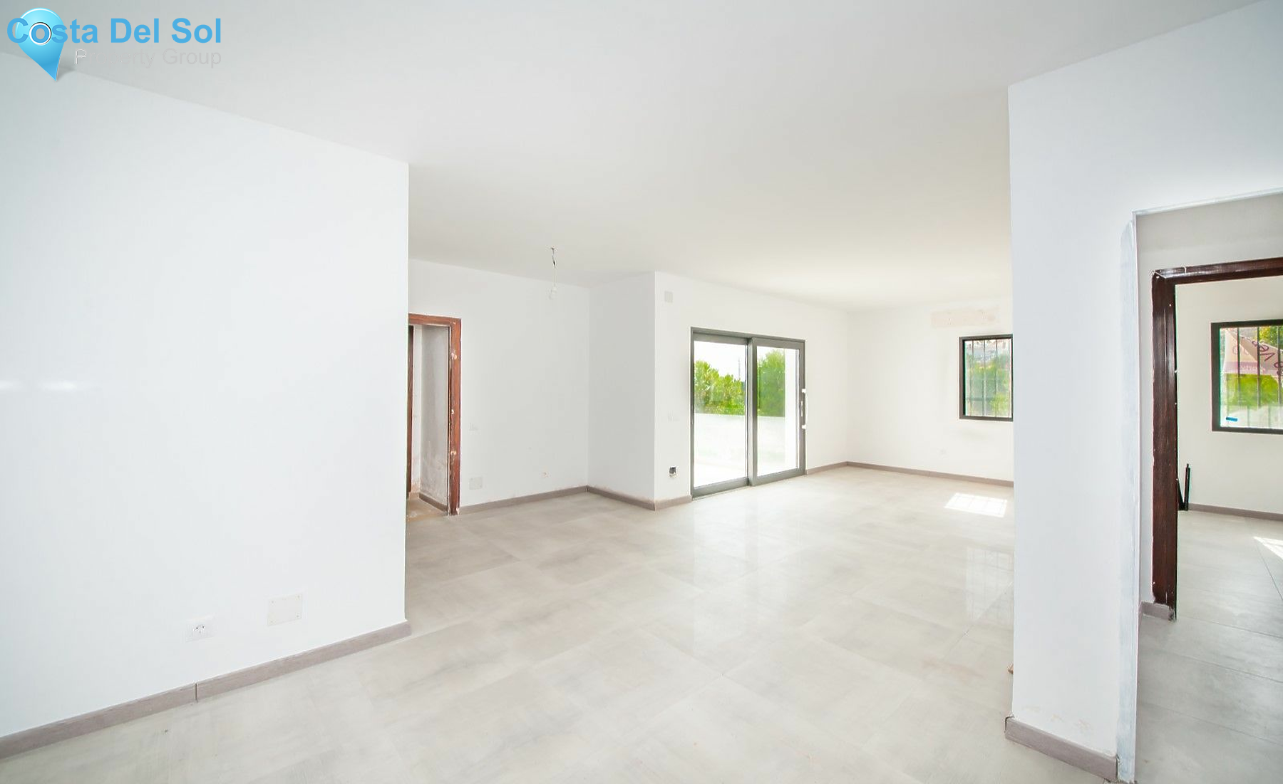 Commercial Premises in Benalmadena Costa-1417849