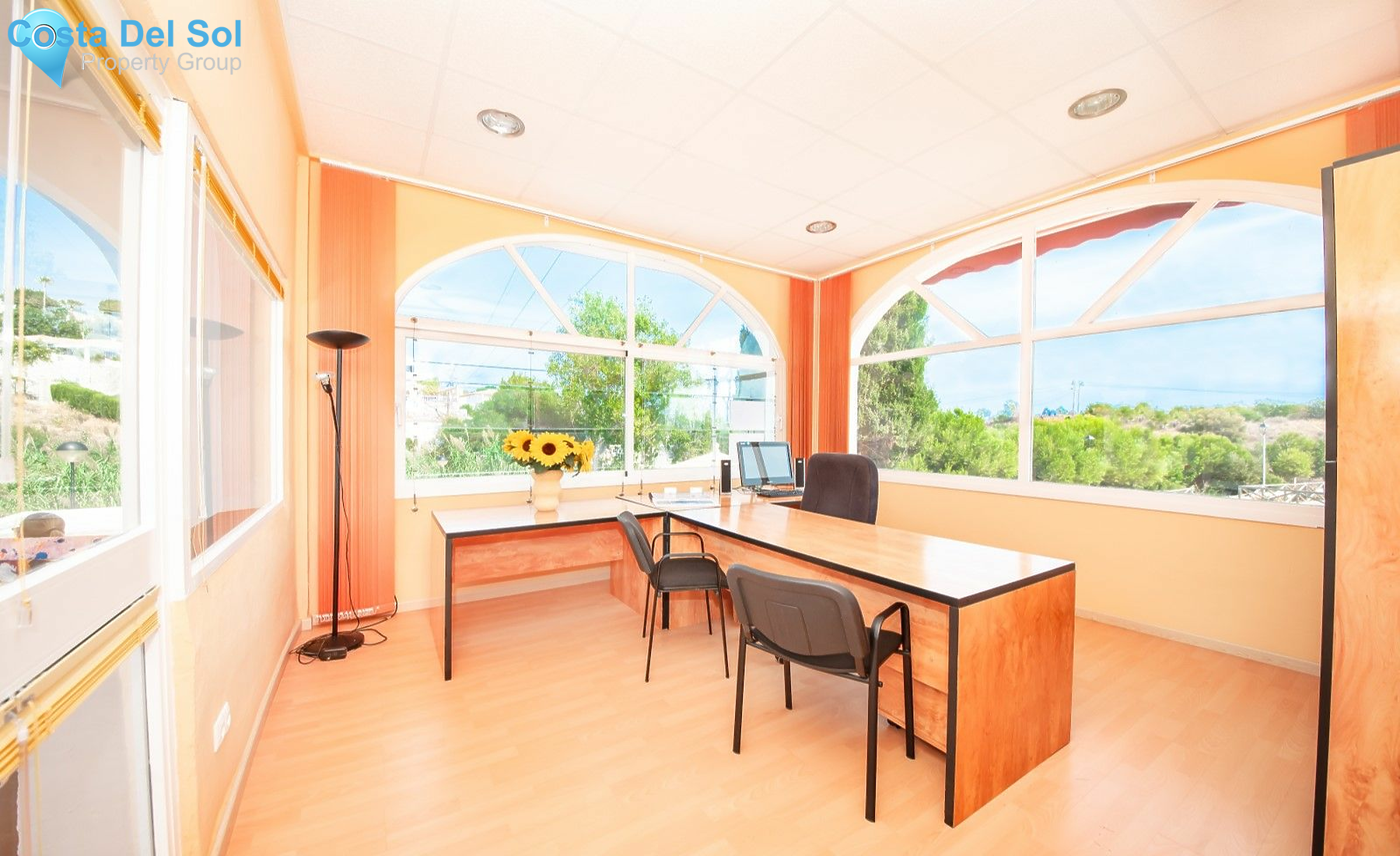 Commercial Premises in Benalmadena Costa-1417834