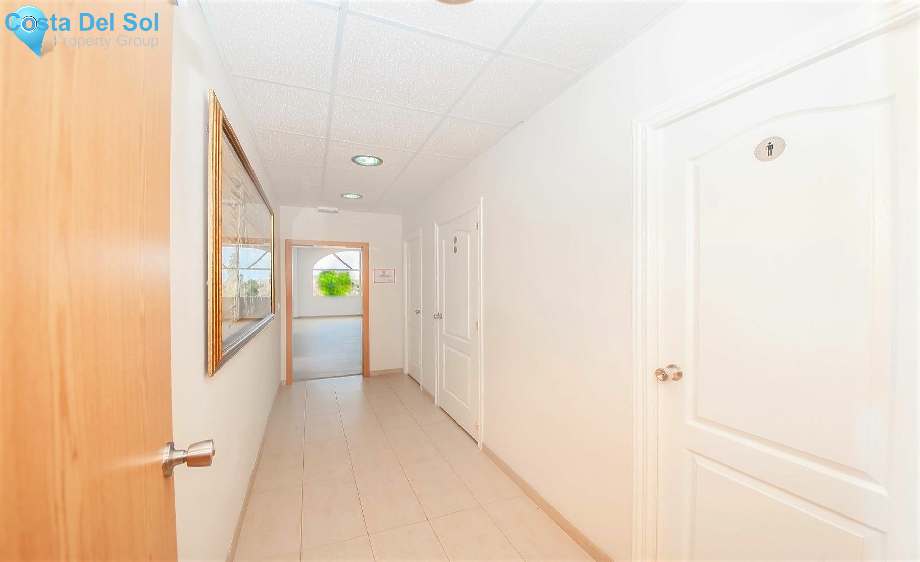 Commercial Premises in Benalmadena Costa-1417836