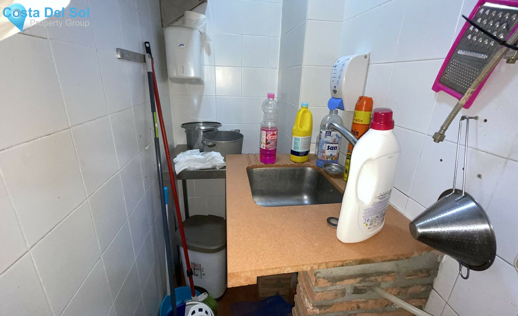 Commercial in San Luis de Sabinillas-1524934