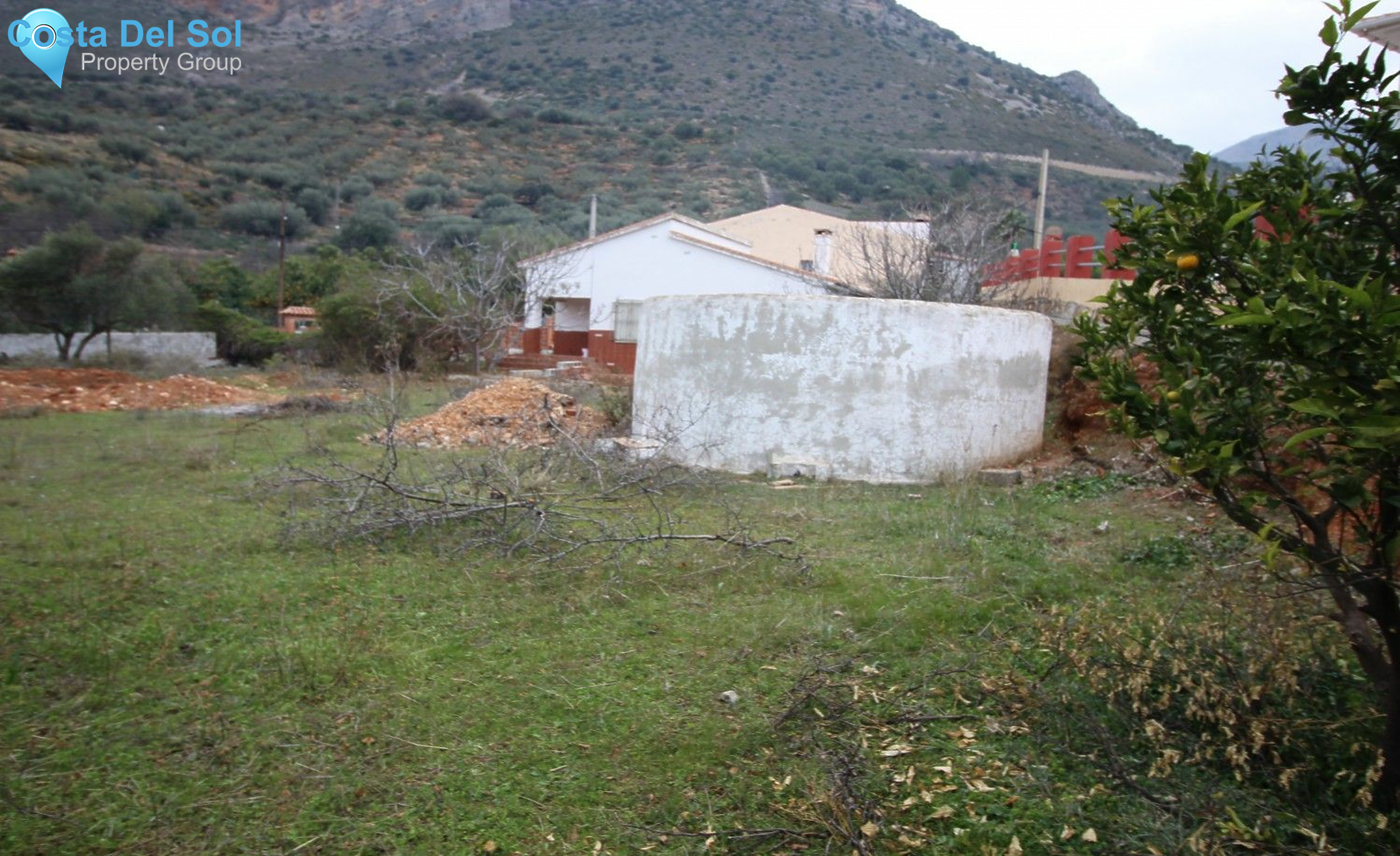 Detached Villa in Alcaucín-1217745