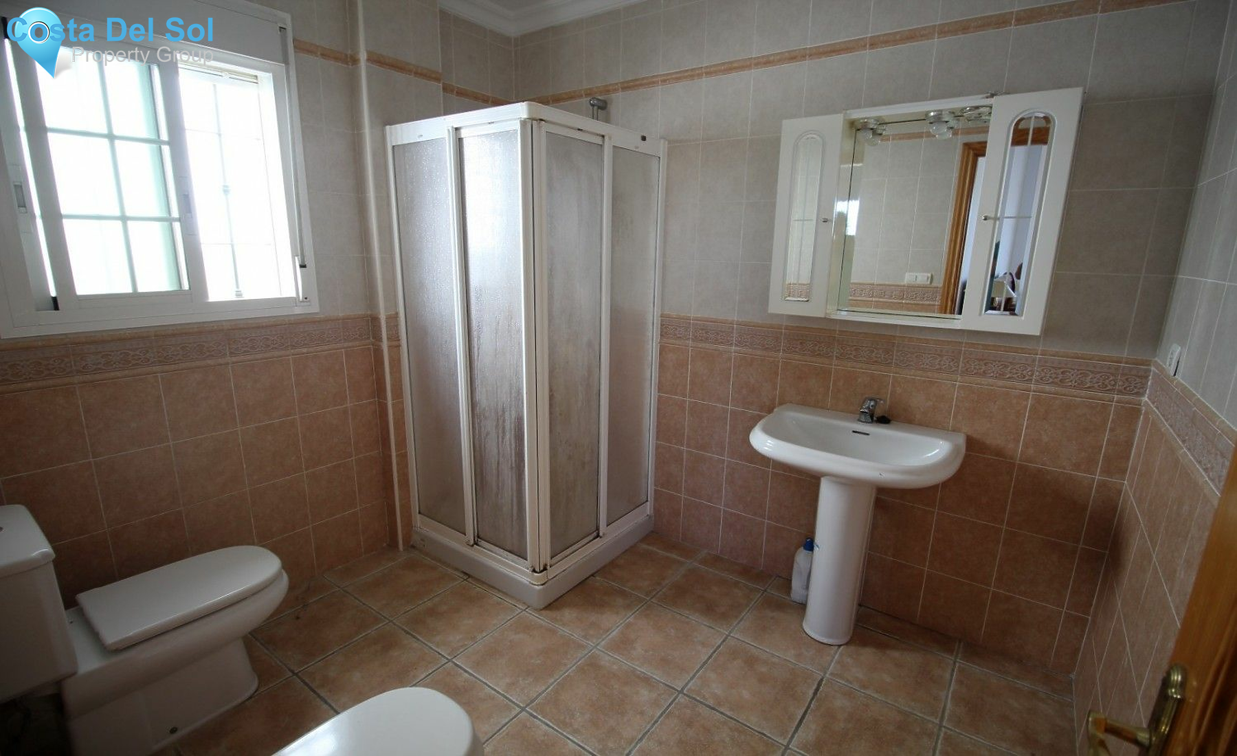 Detached Villa in Alcaucín-1230469