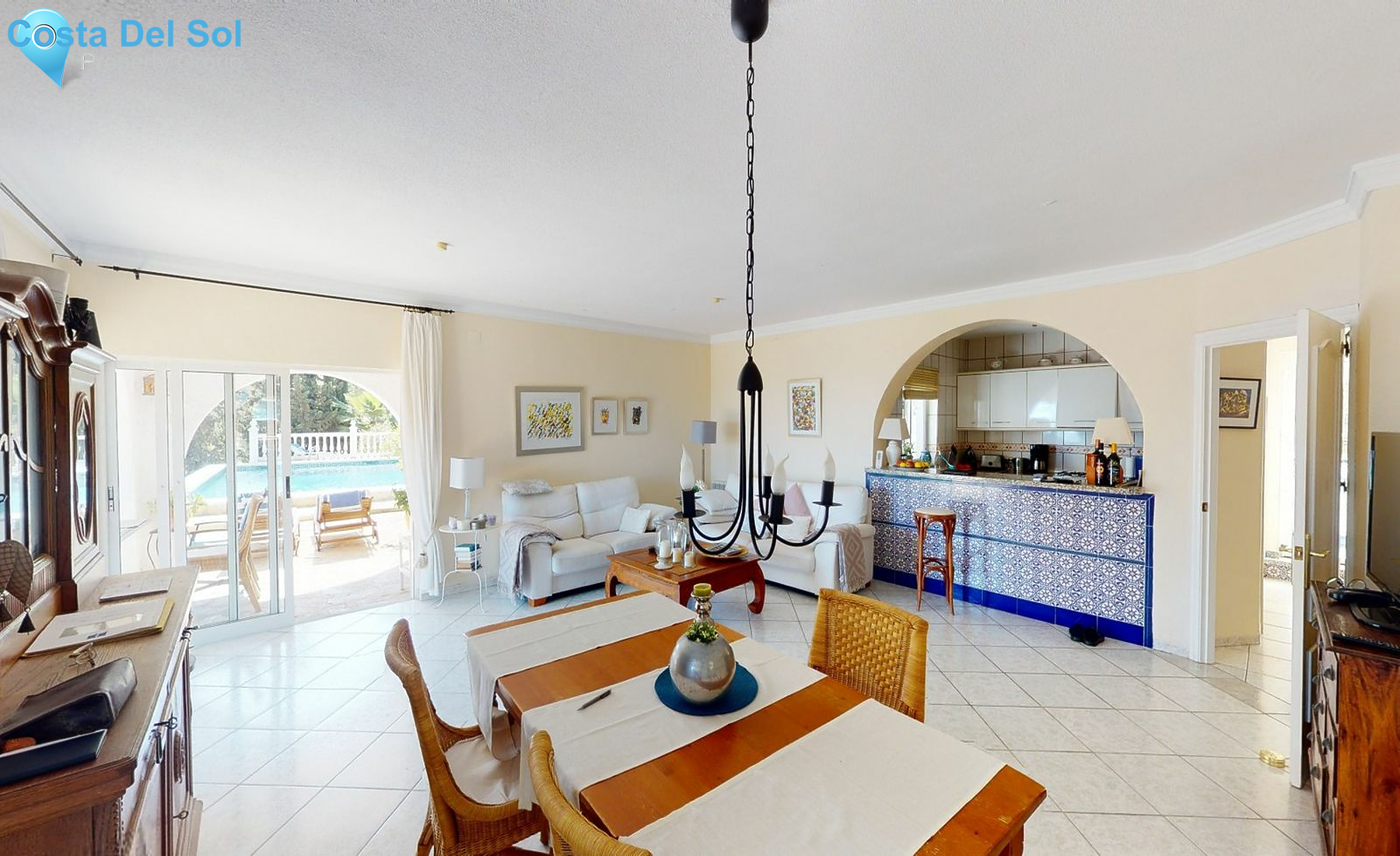 Detached Villa in Algarrobo-1180008