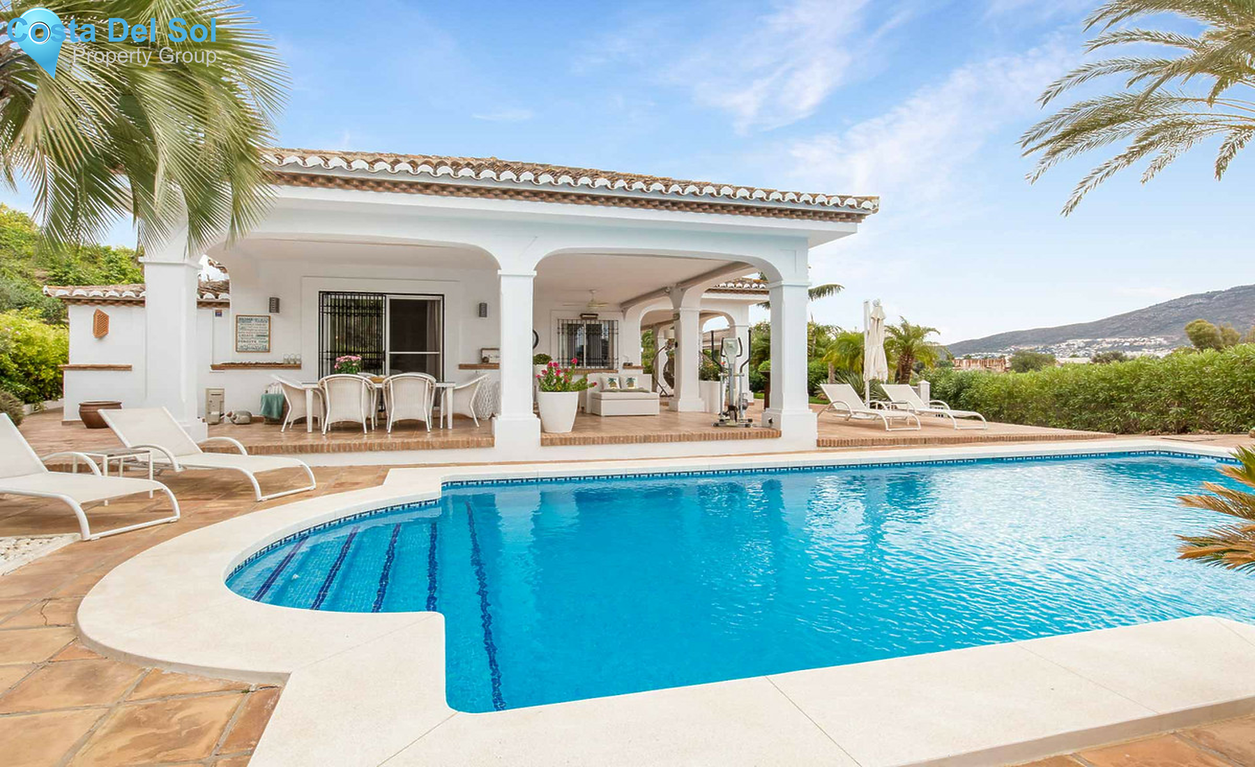 Detached Villa in Alhaurín de la Torre-736439