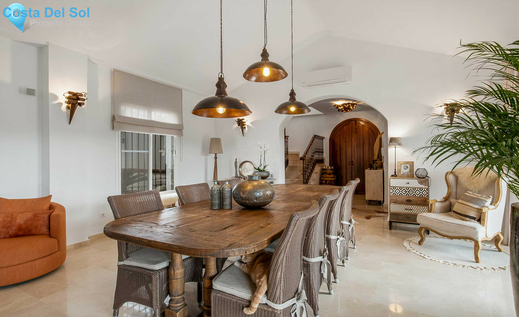 Detached Villa in Alhaurín de la Torre-736443