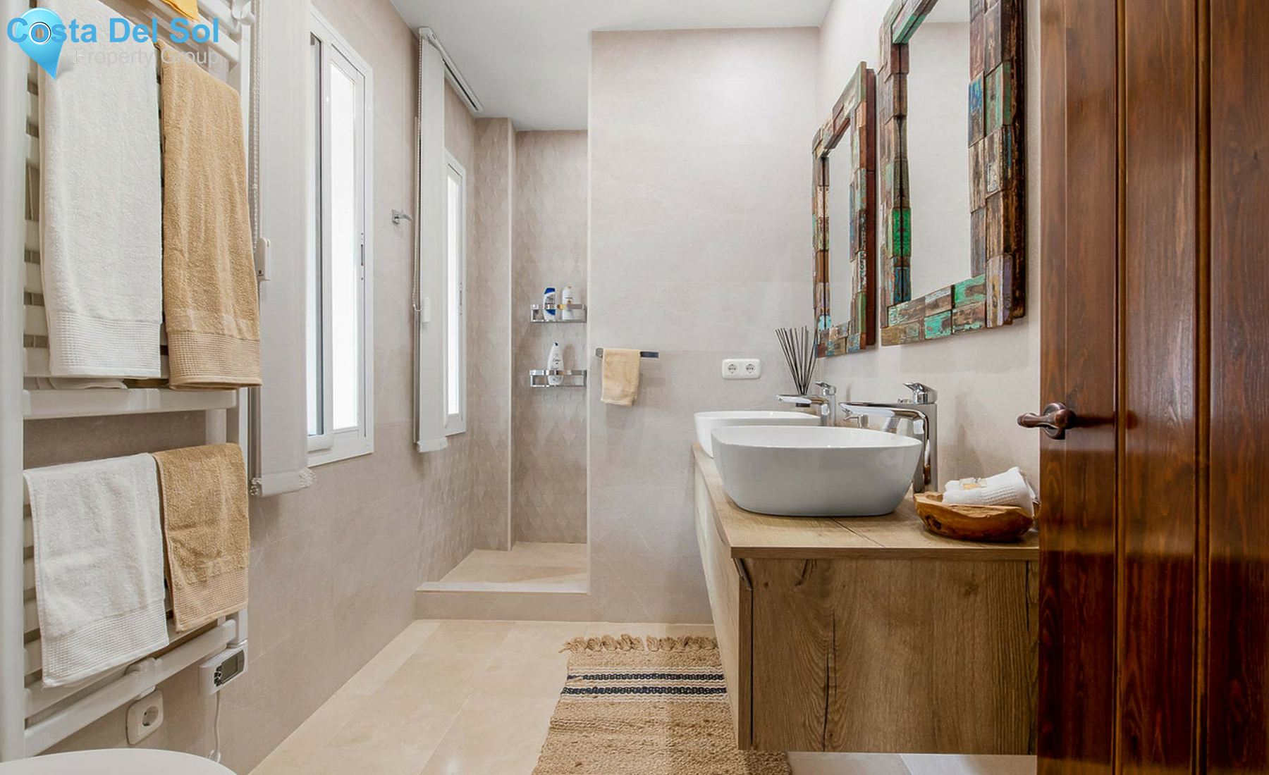 Detached Villa in Alhaurín de la Torre-736448