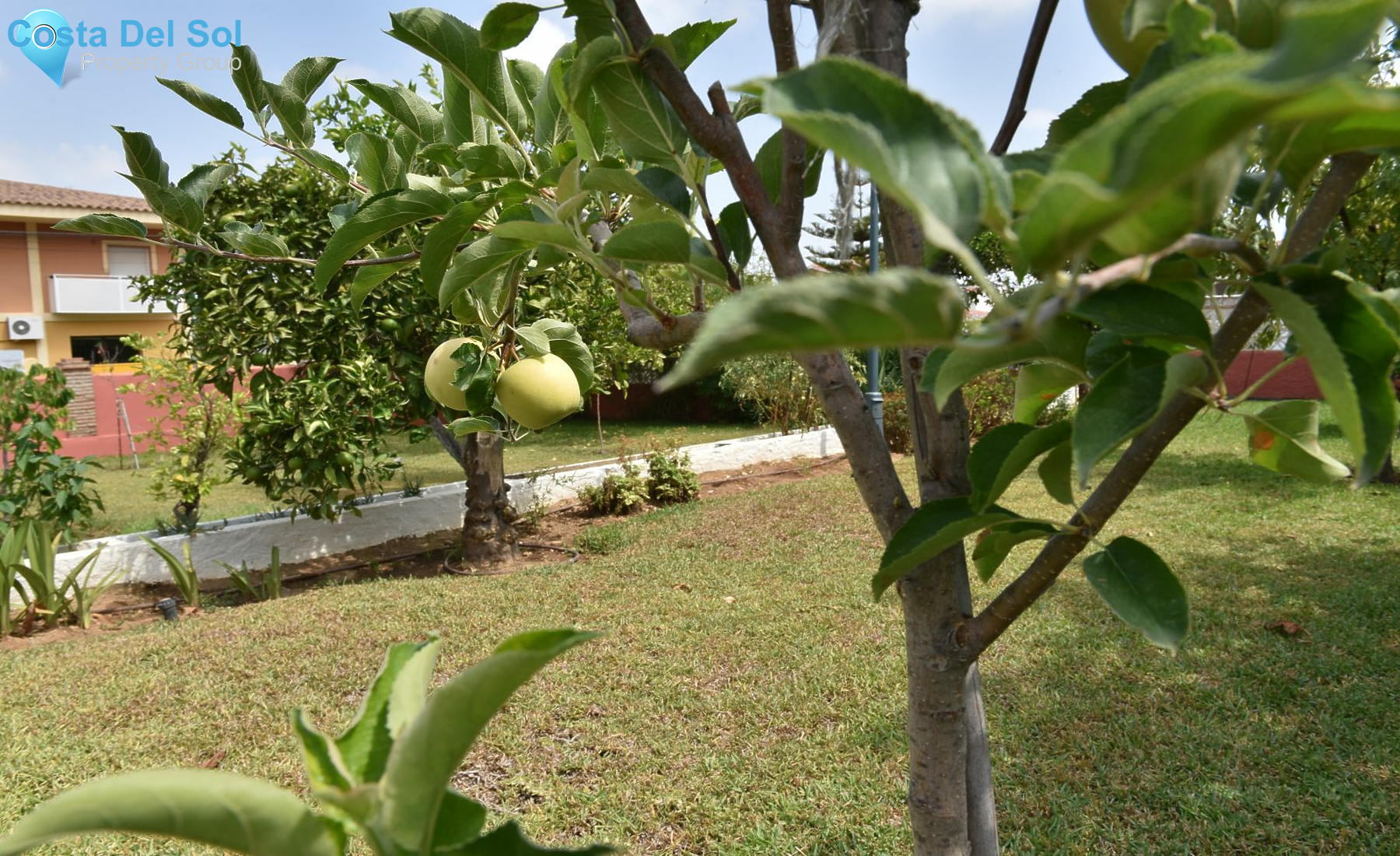 Detached Villa in Alhaurín de la Torre-1127616