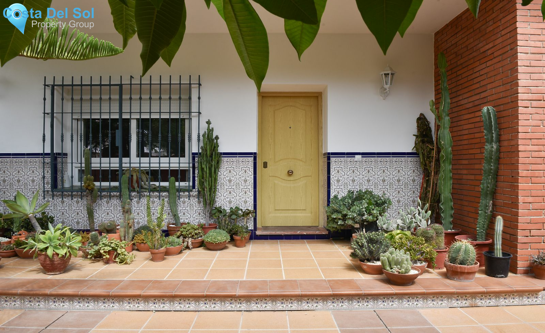 Detached Villa in Alhaurín de la Torre-1127617