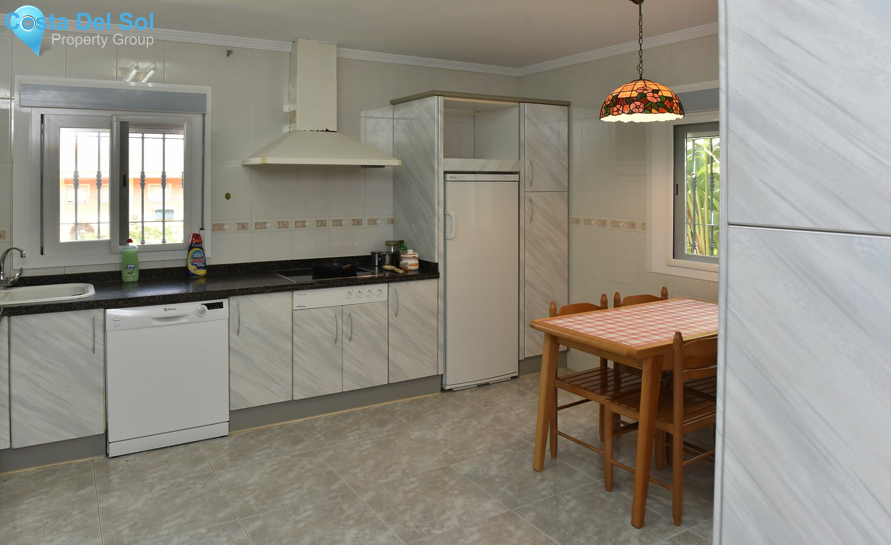 Detached Villa in Alhaurín de la Torre-1127622