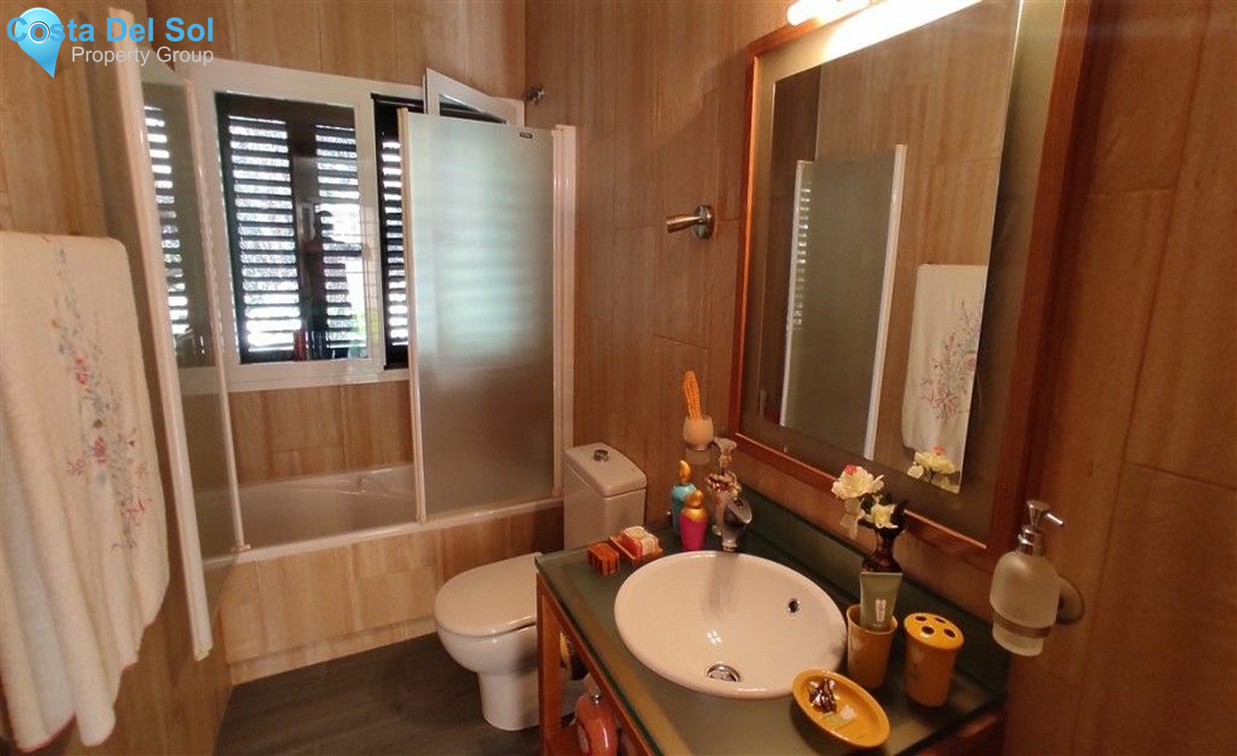 Detached Villa in Alhaurín de la Torre-1155309