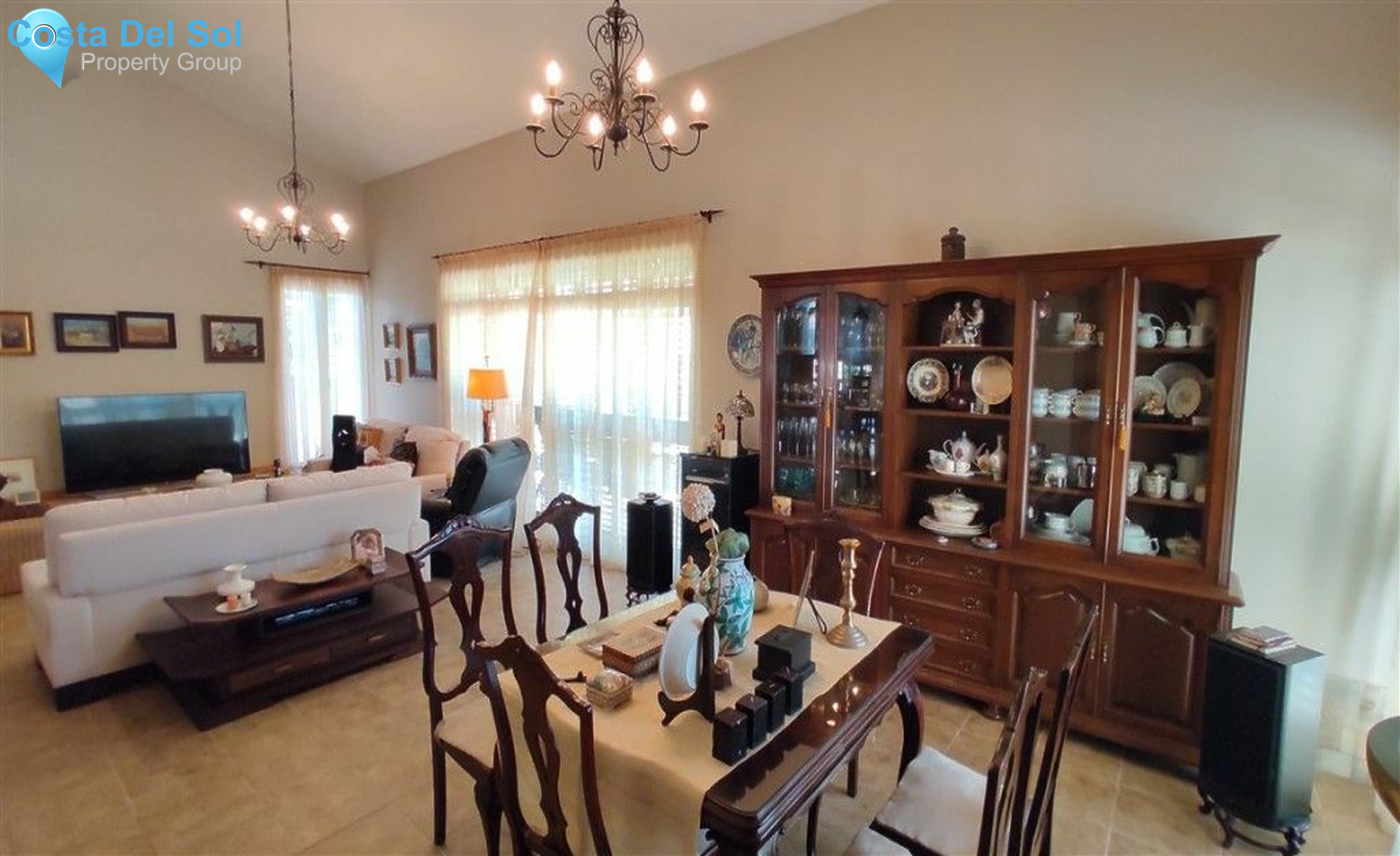 Detached Villa in Alhaurín de la Torre-1155294