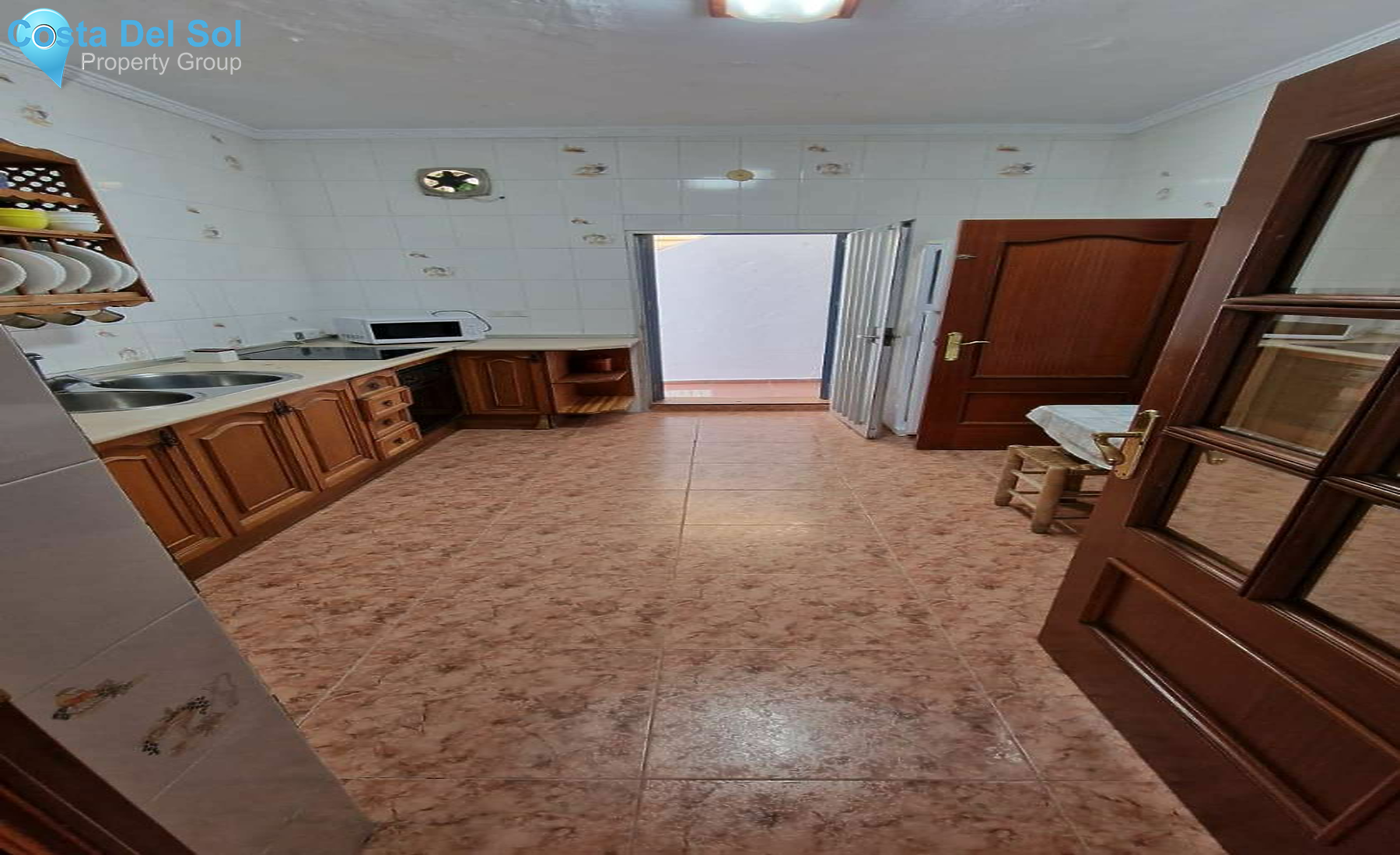 Detached Villa in Alhaurín de la Torre-1205480