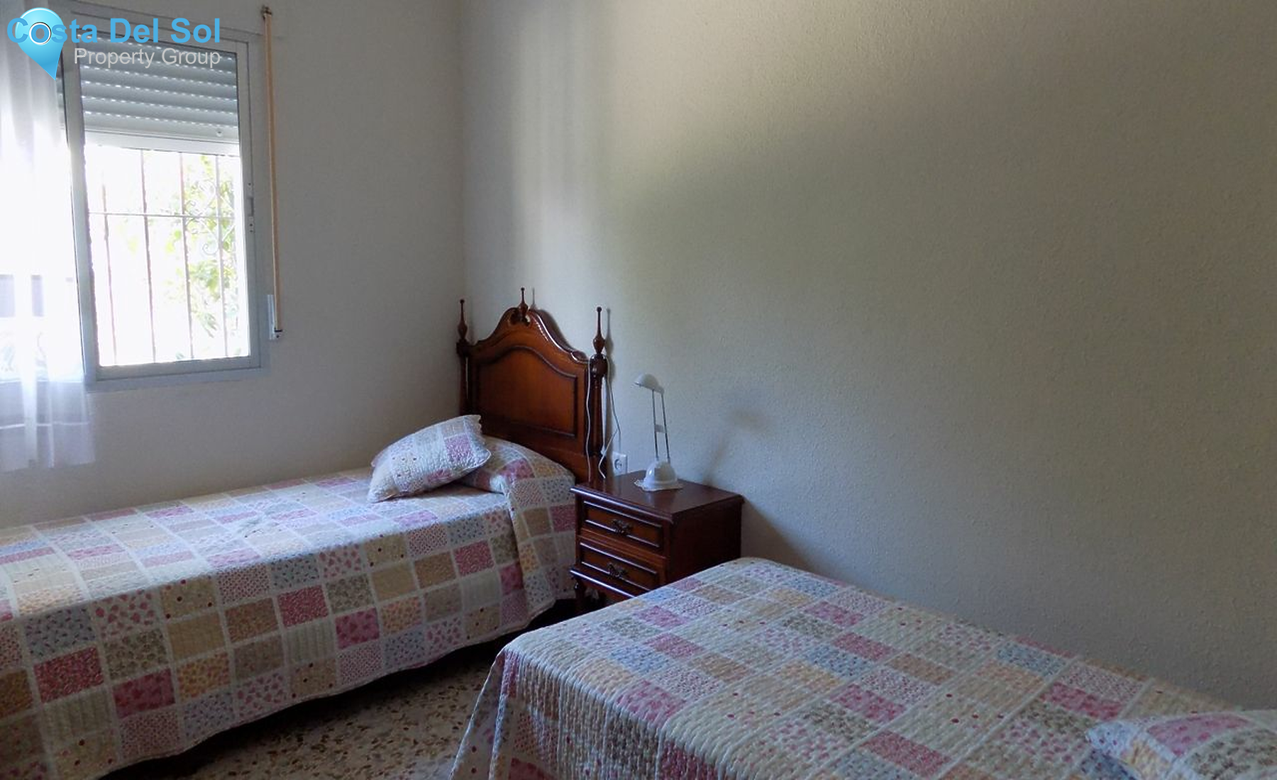 Detached Villa in Alhaurín de la Torre-1210775