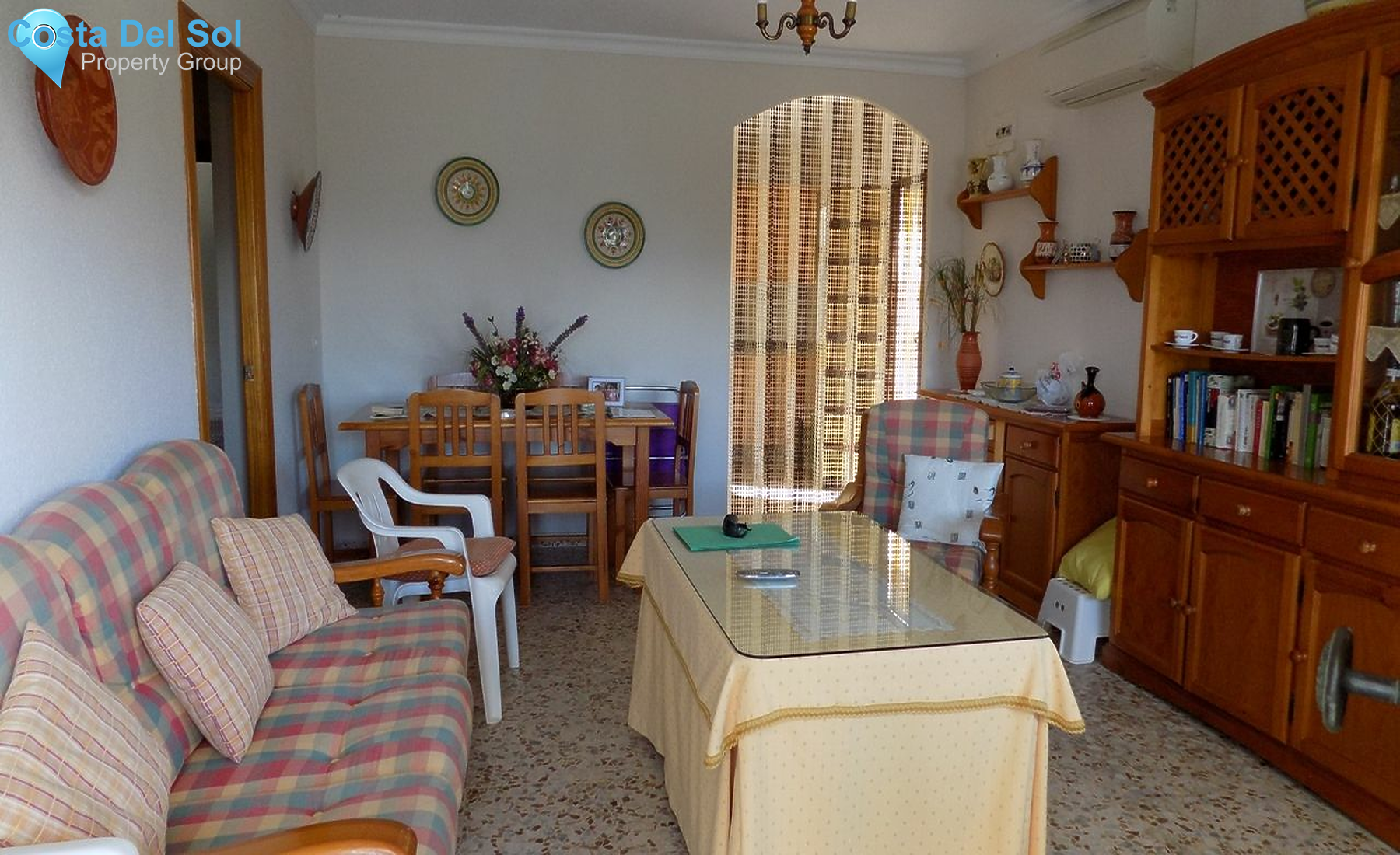 Detached Villa in Alhaurín de la Torre-1210773