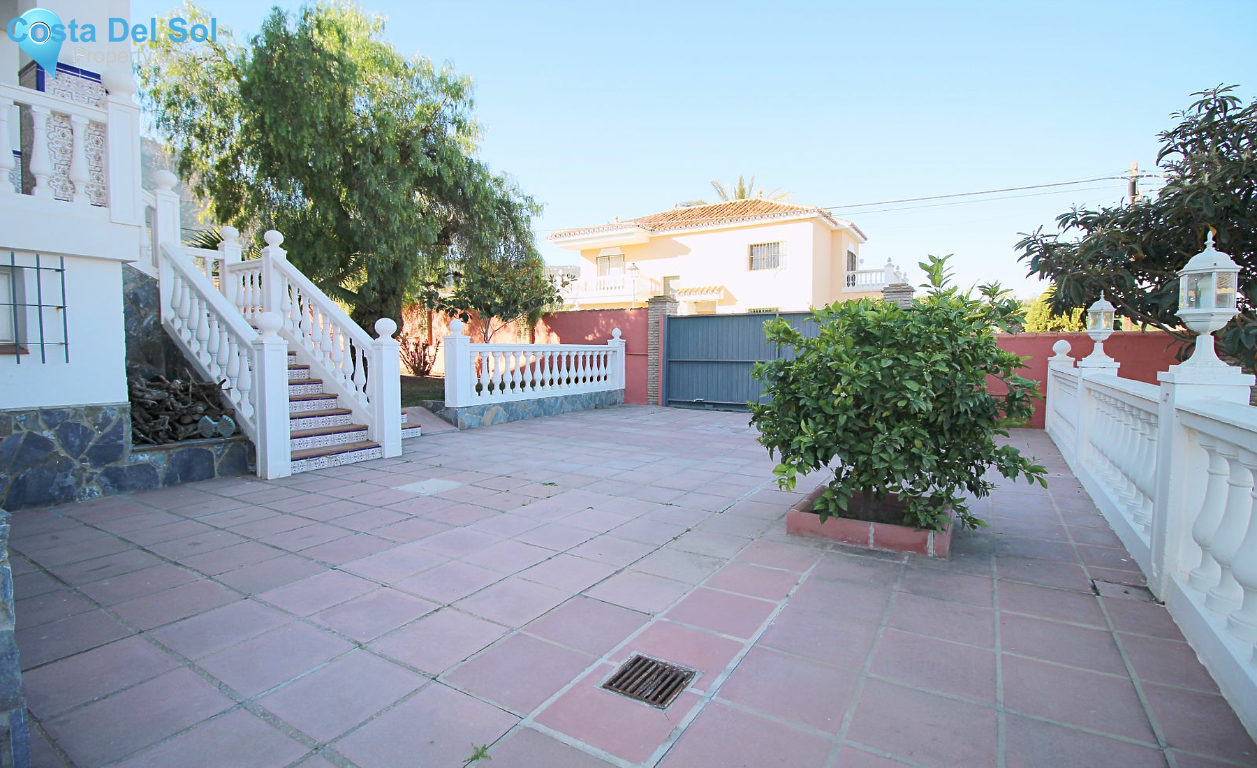 Detached Villa in Alhaurín de la Torre-1399085