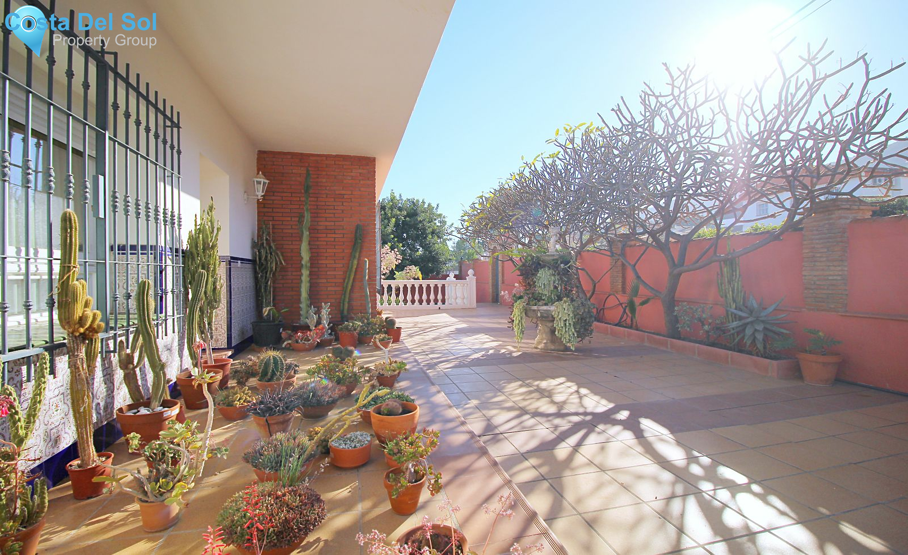 Detached Villa in Alhaurín de la Torre-1399086