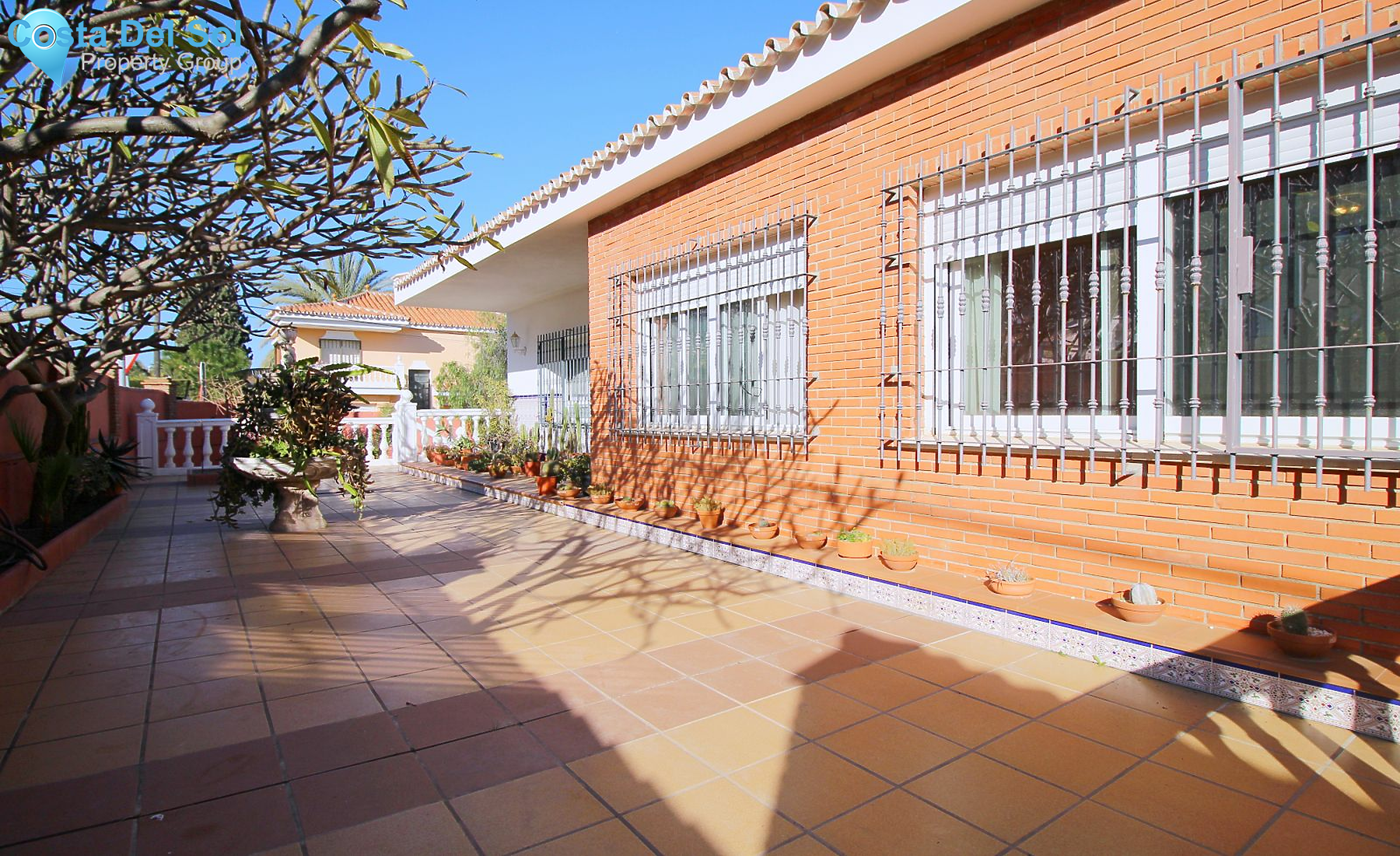 Detached Villa in Alhaurín de la Torre-1399088