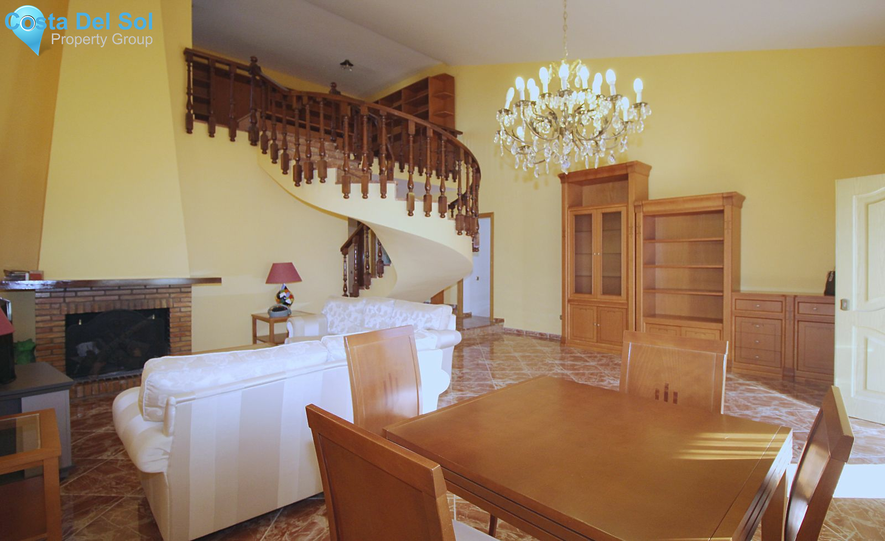 Detached Villa in Alhaurín de la Torre-1399090