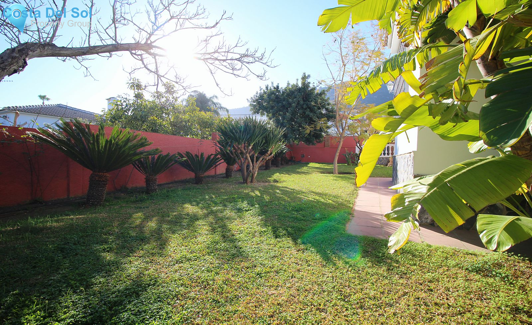 Detached Villa in Alhaurín de la Torre-1399082