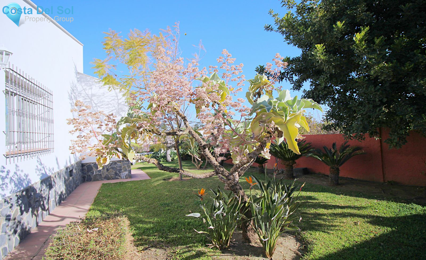 Detached Villa in Alhaurín de la Torre-1399083
