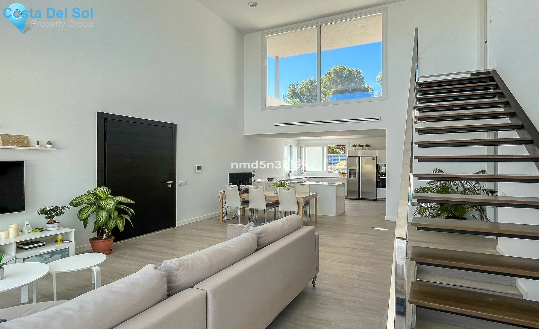 Detached Villa in Alhaurín de la Torre-1469276