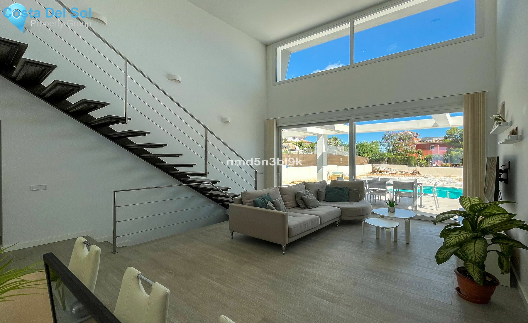 Detached Villa in Alhaurín de la Torre-1469277