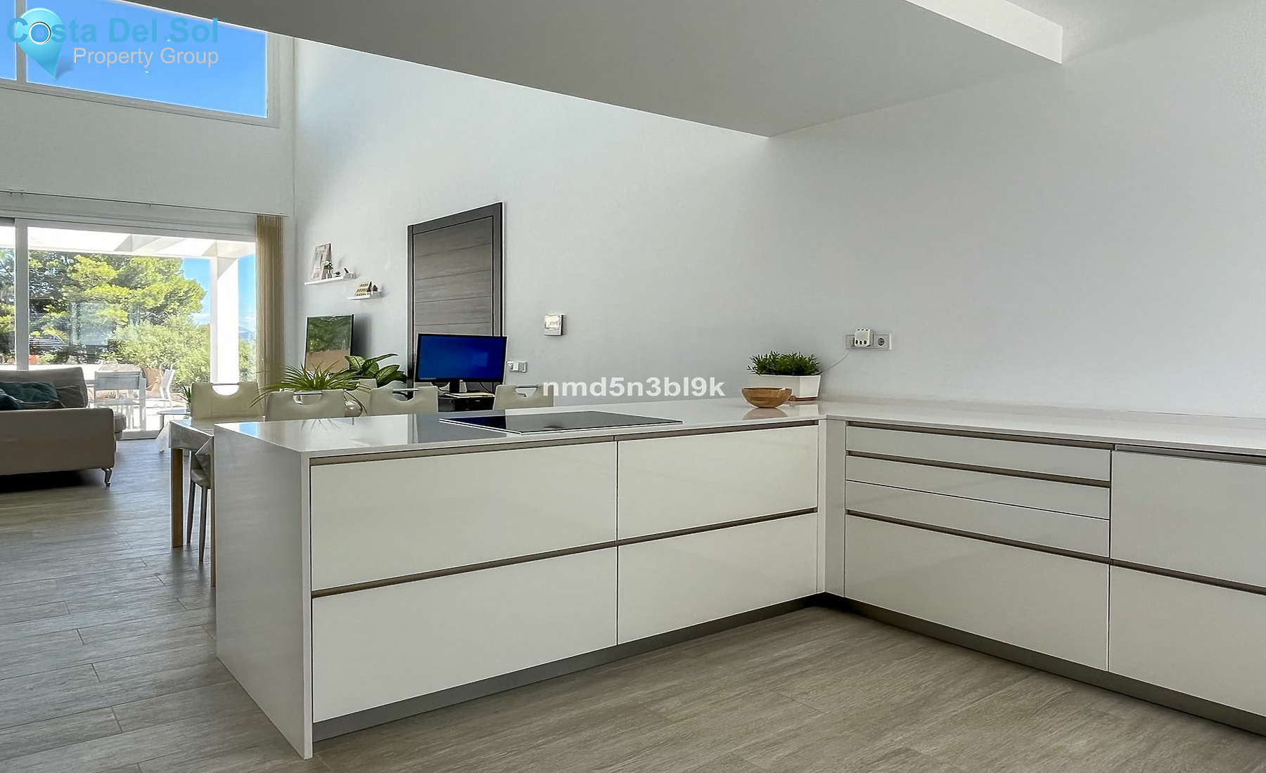 Detached Villa in Alhaurín de la Torre-1469282