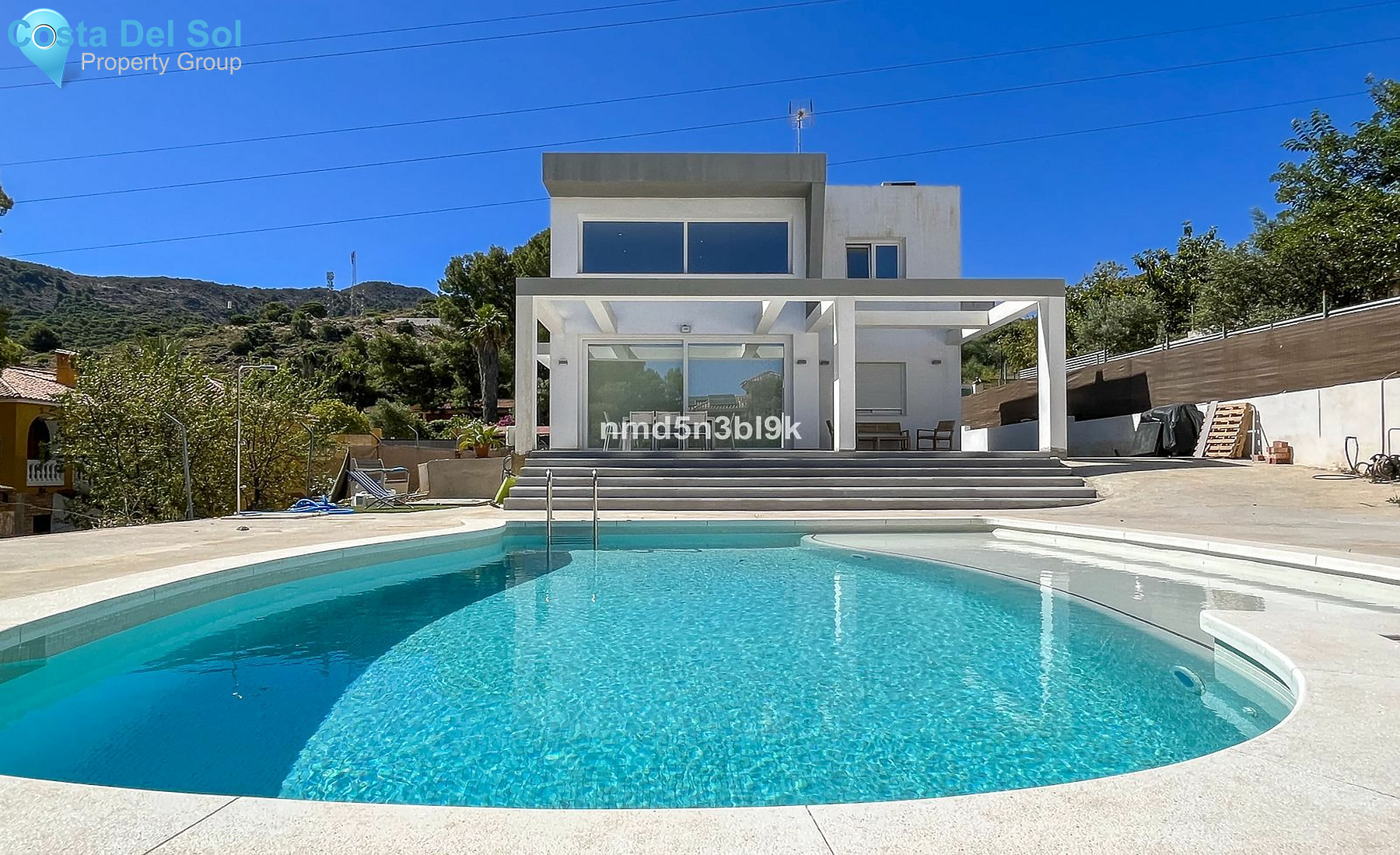 Detached Villa in Alhaurín de la Torre-1469269