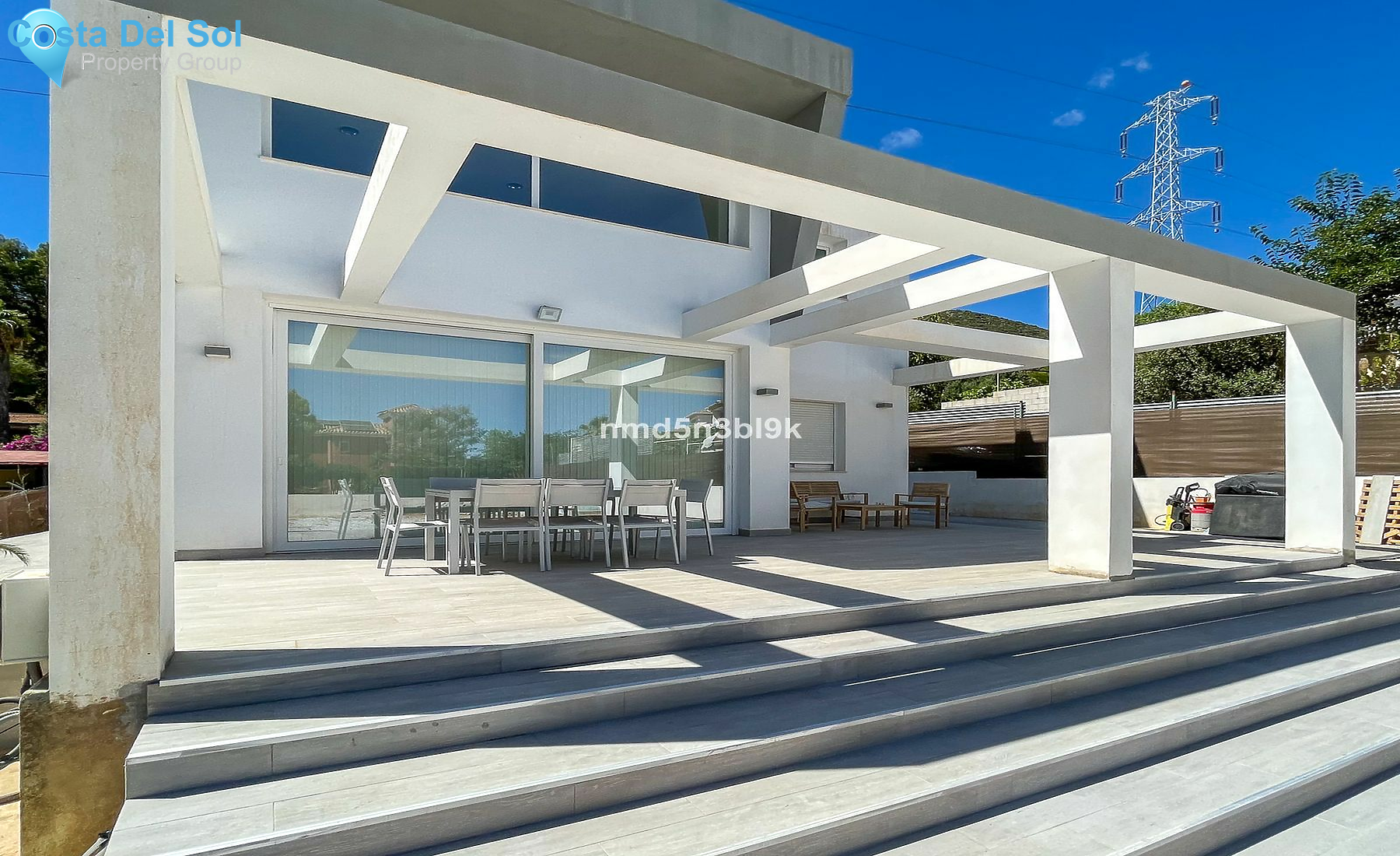 Detached Villa in Alhaurín de la Torre-1469273