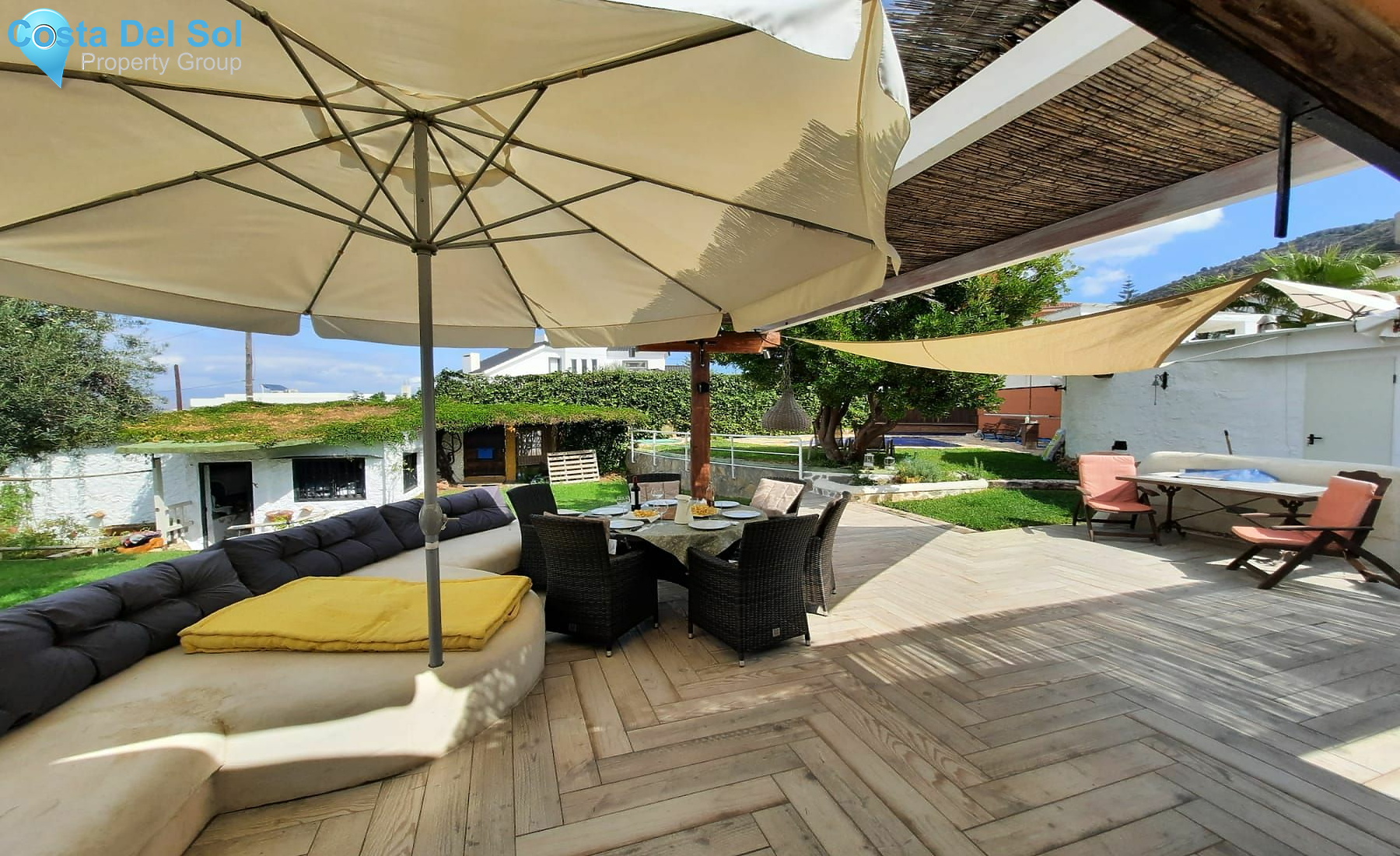 Detached Villa in Alhaurín de la Torre-1471732