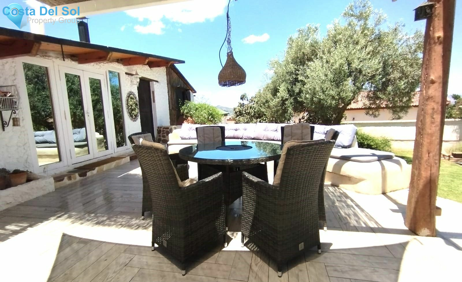 Detached Villa in Alhaurín de la Torre-1471728