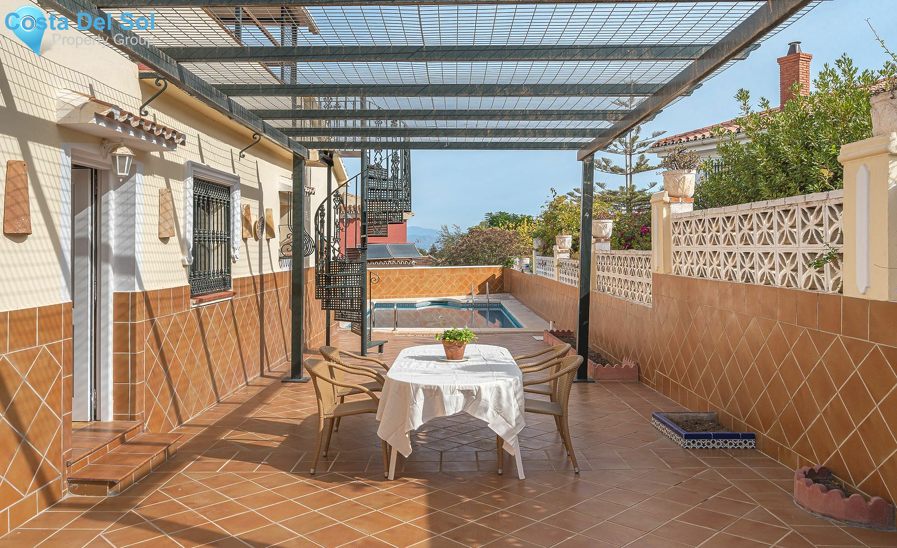 Detached Villa in Alhaurín de la Torre-1551095