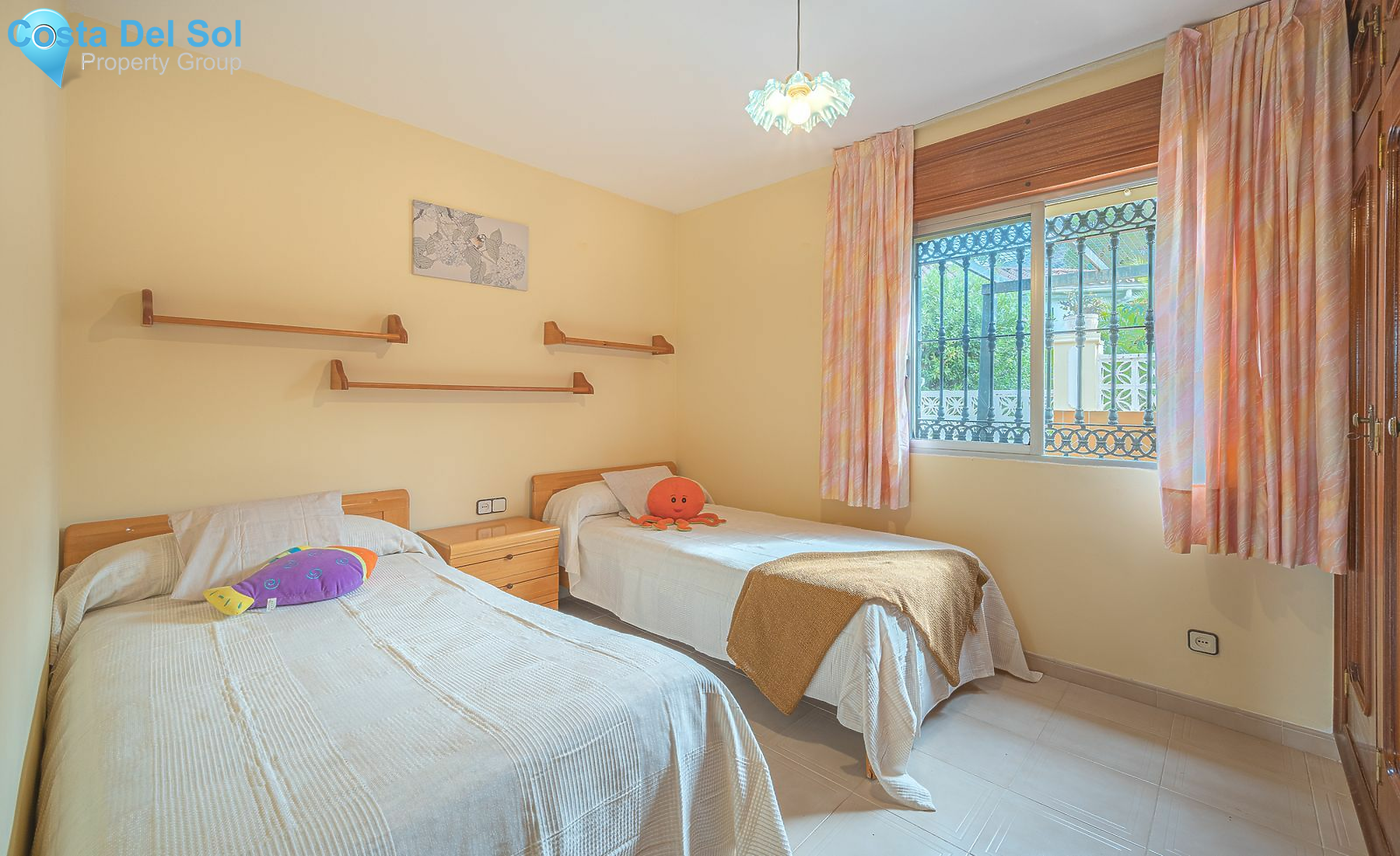 Detached Villa in Alhaurín de la Torre-1551100