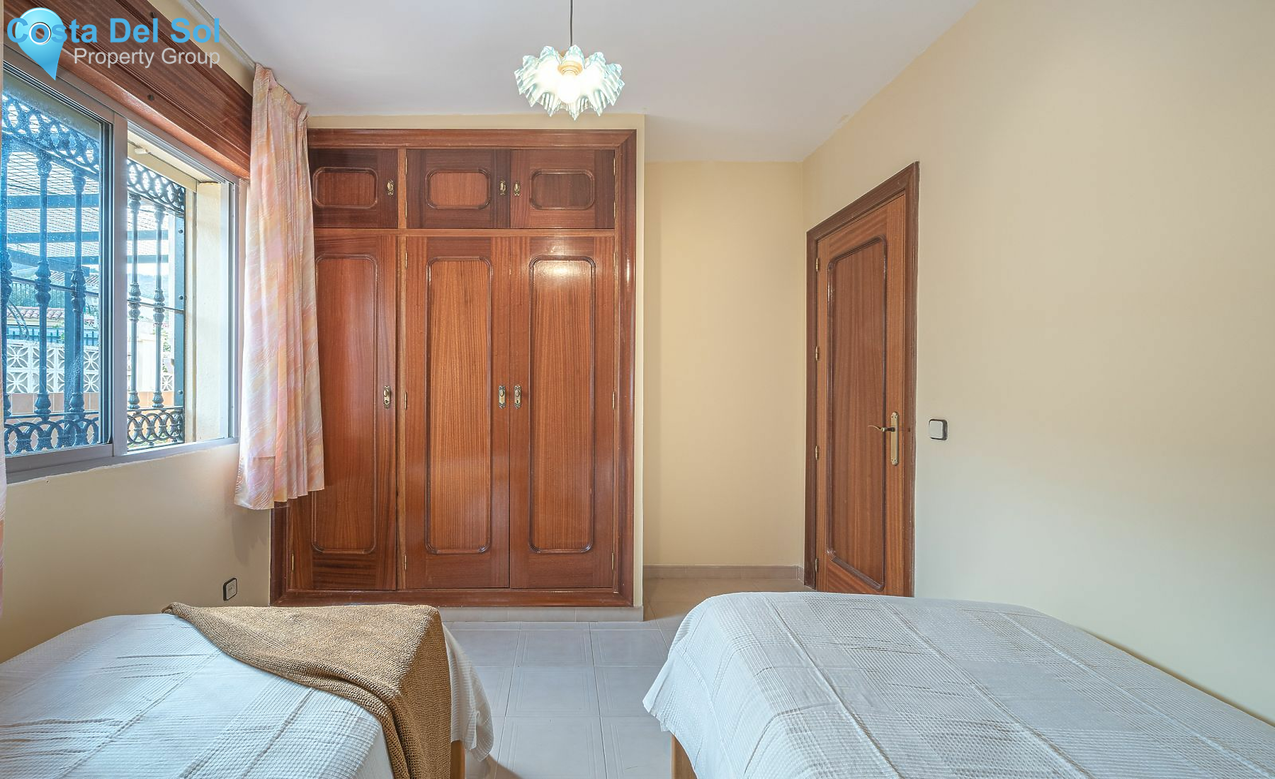 Detached Villa in Alhaurín de la Torre-1551101