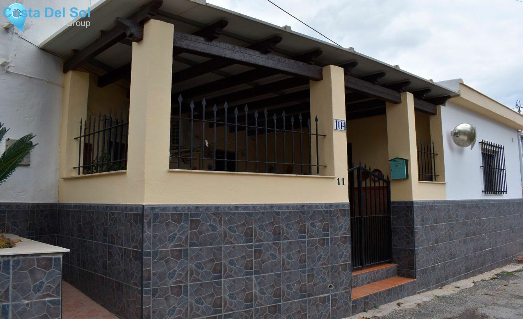 Detached Villa in Alhaurín el Grande-1165802