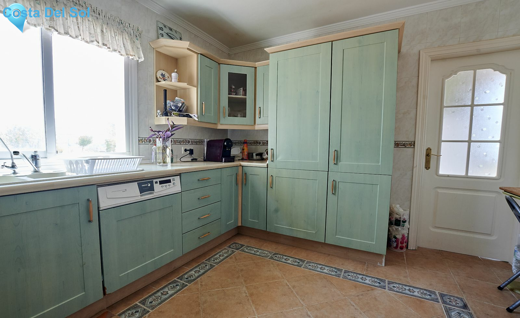 Detached Villa in Alhaurín el Grande-1391386
