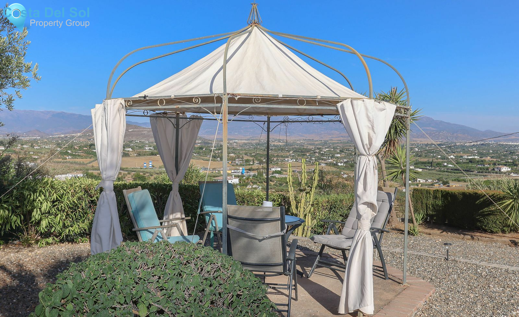 Detached Villa in Alhaurín el Grande-1421343